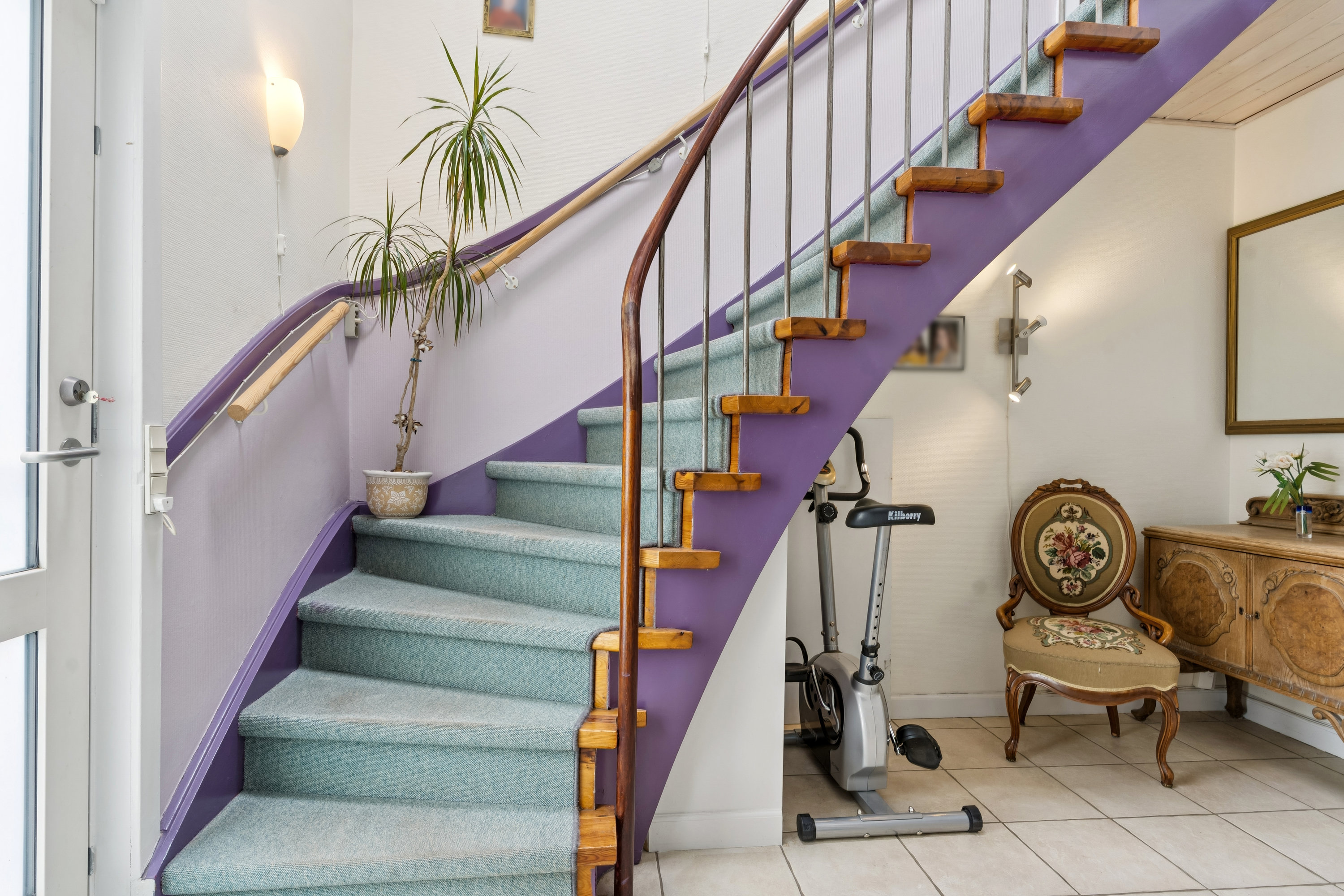 Fremhævet gang billede i fuldskærmstilstand. Billede af Køllegårdsvej 36, 2730 Herlev