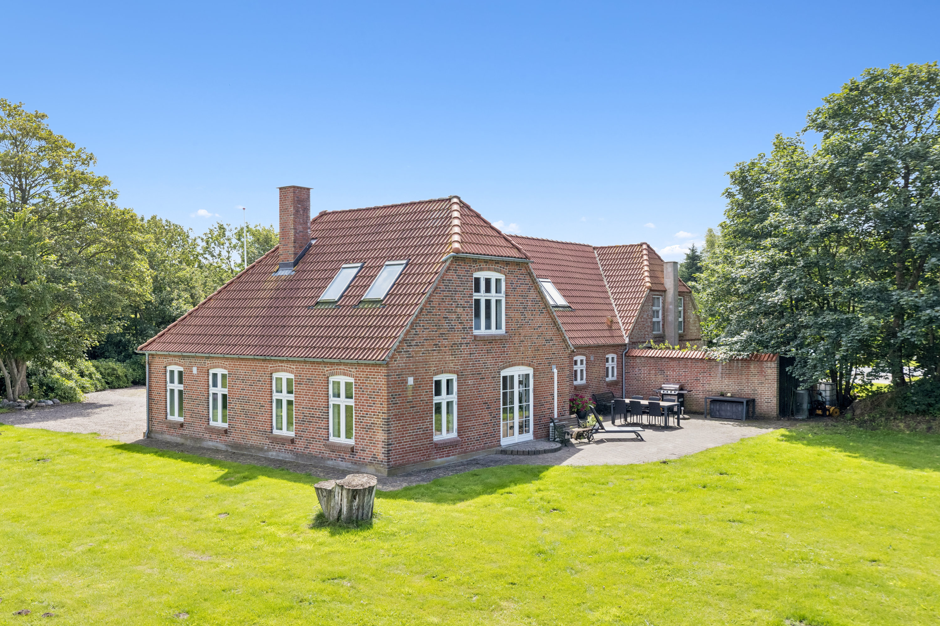 Miniaturebillede 2: ejendom 1. Billede af Haderslevvej 91, 6760 Ribe