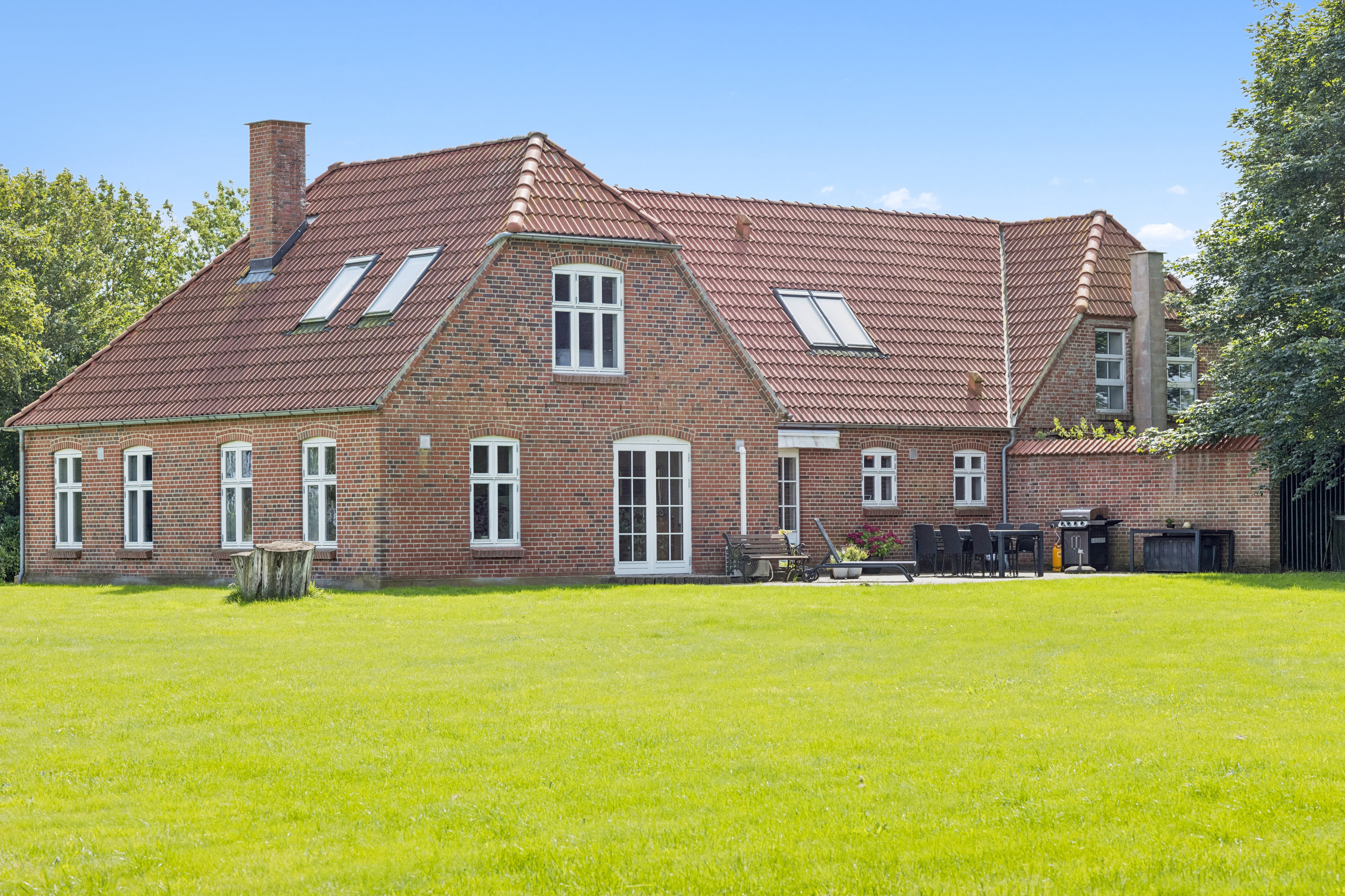 Fremhævet ejendom 1 billede i fuldskærmstilstand. Billede af Haderslevvej 91, 6760 Ribe