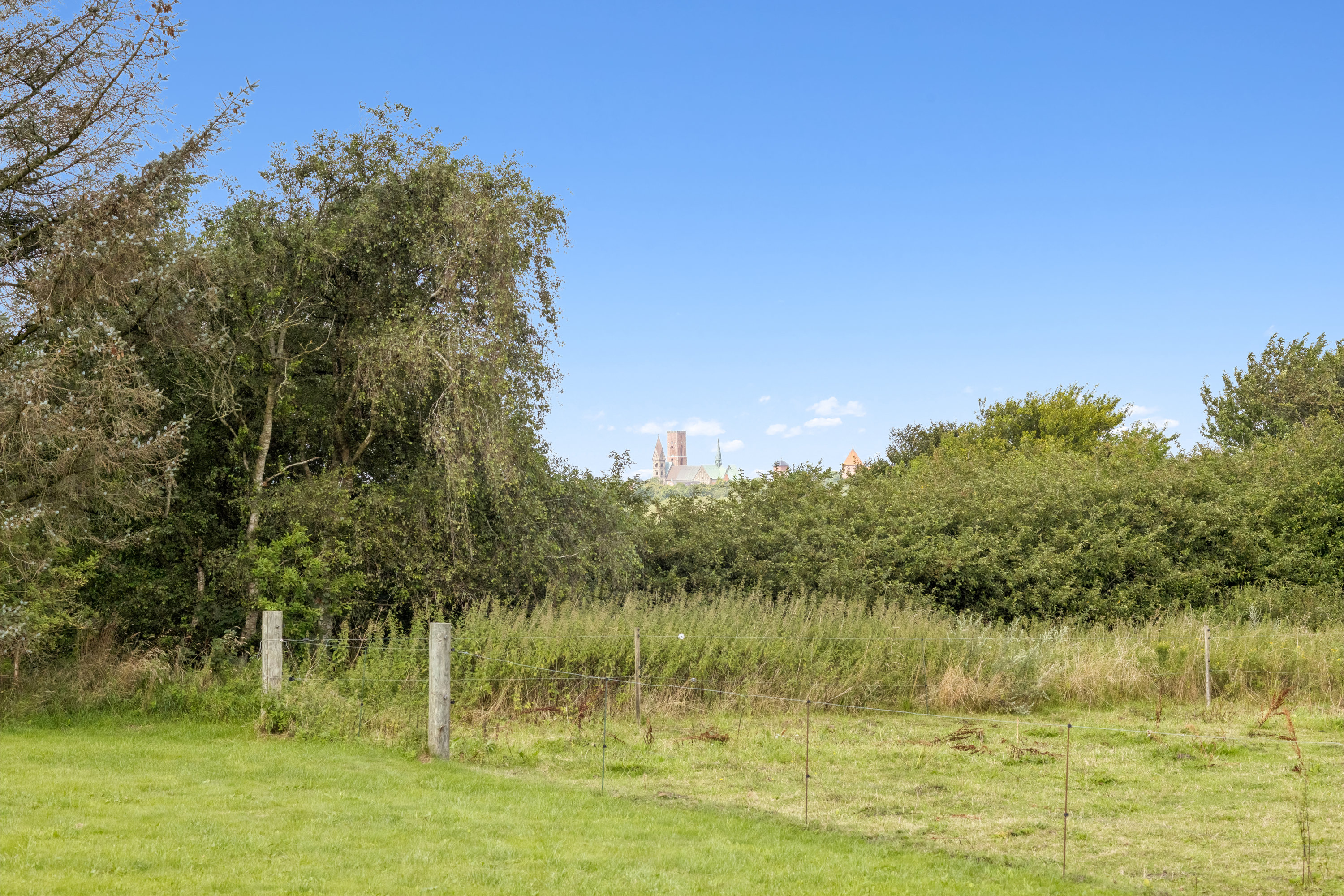 Fremhævet omgivelser billede i fuldskærmstilstand. Billede af Haderslevvej 91, 6760 Ribe