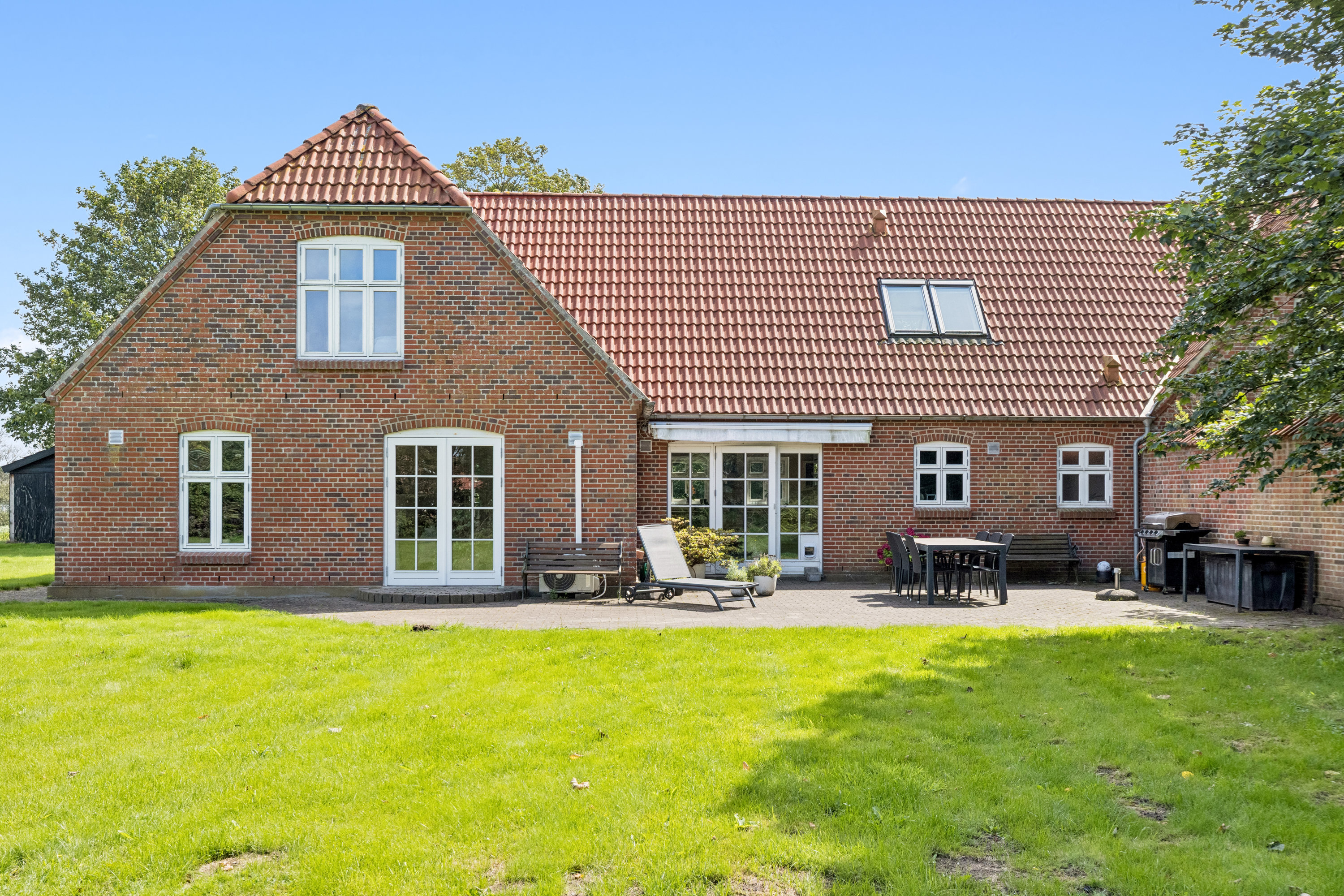 Fremhævet ejendom 1 billede i fuldskærmstilstand. Billede af Haderslevvej 91, 6760 Ribe