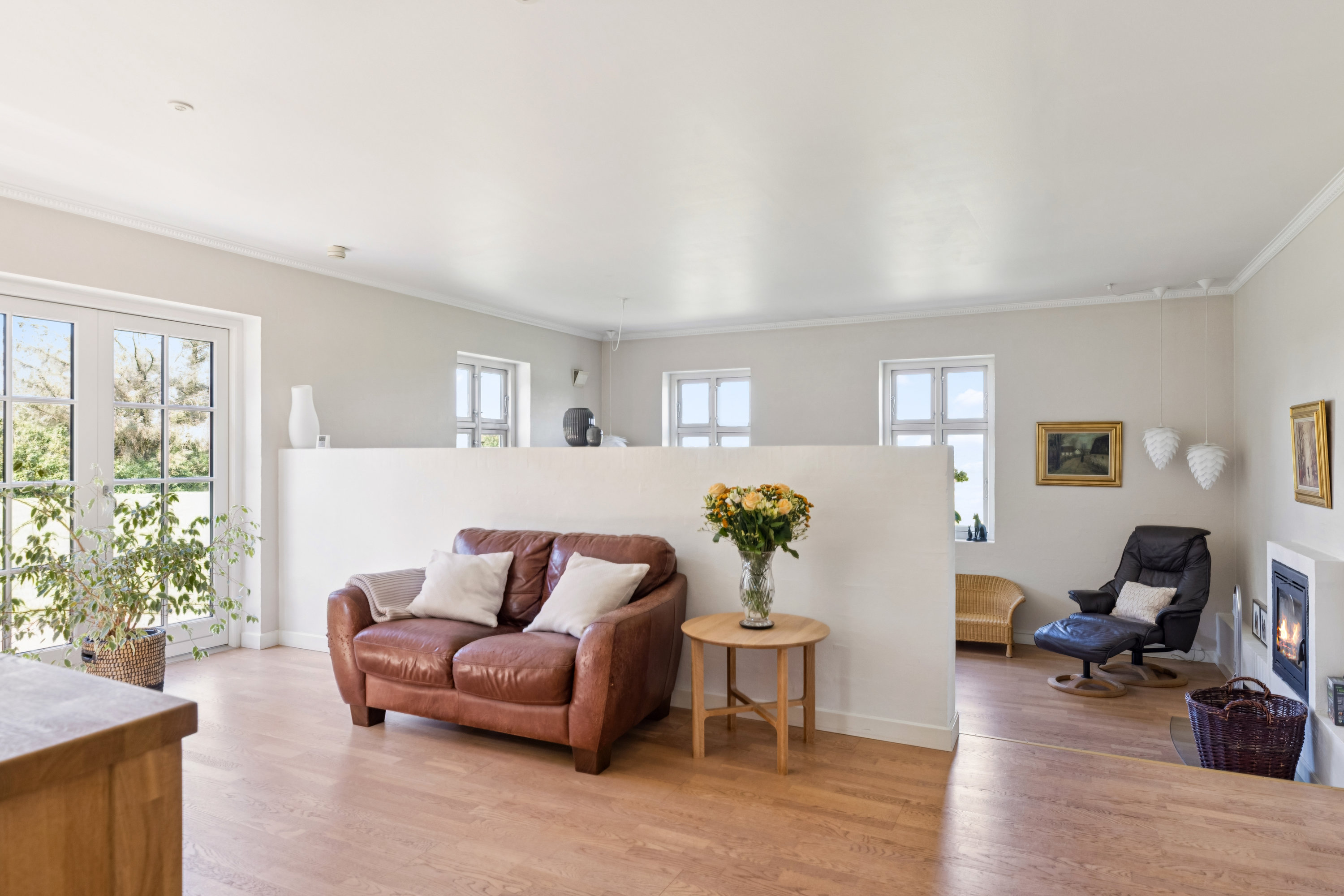 Fremhævet stue billede i fuldskærmstilstand. Billede af Haderslevvej 91, 6760 Ribe