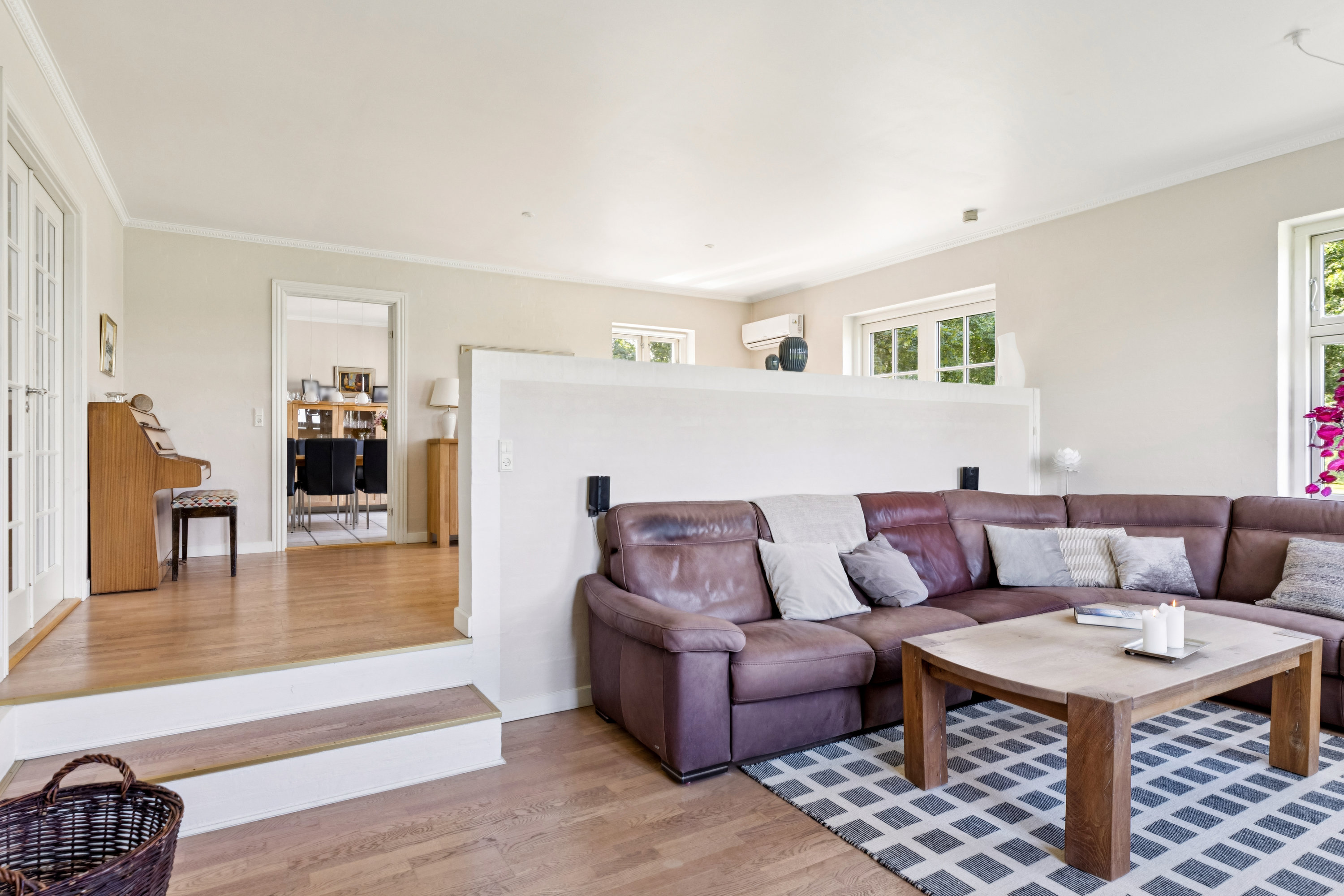 Fremhævet stue billede i fuldskærmstilstand. Billede af Haderslevvej 91, 6760 Ribe