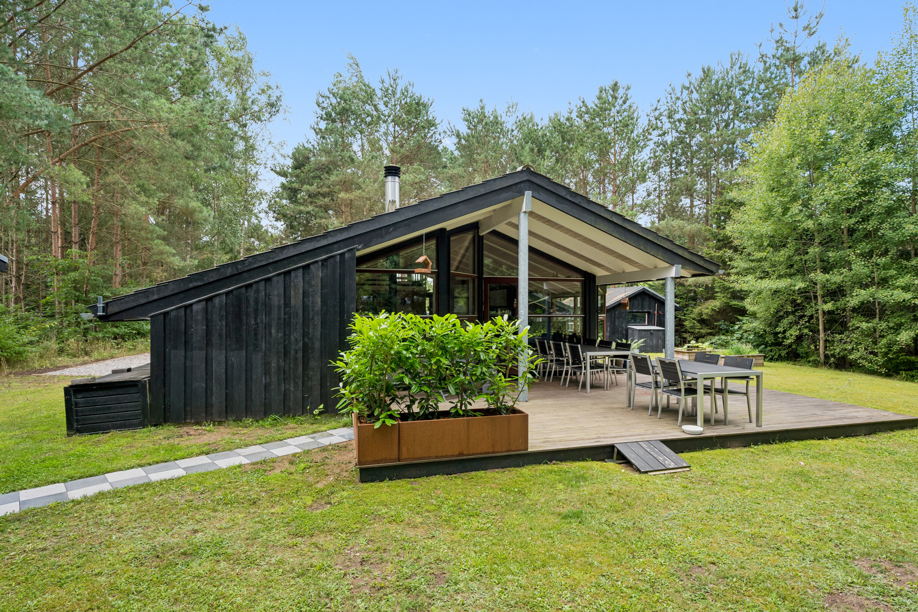 Fremhævet ejendom 1 billede i fuldskærmstilstand. Billede af Sivsangervej 10, Fuglslev, 8400 Ebeltoft