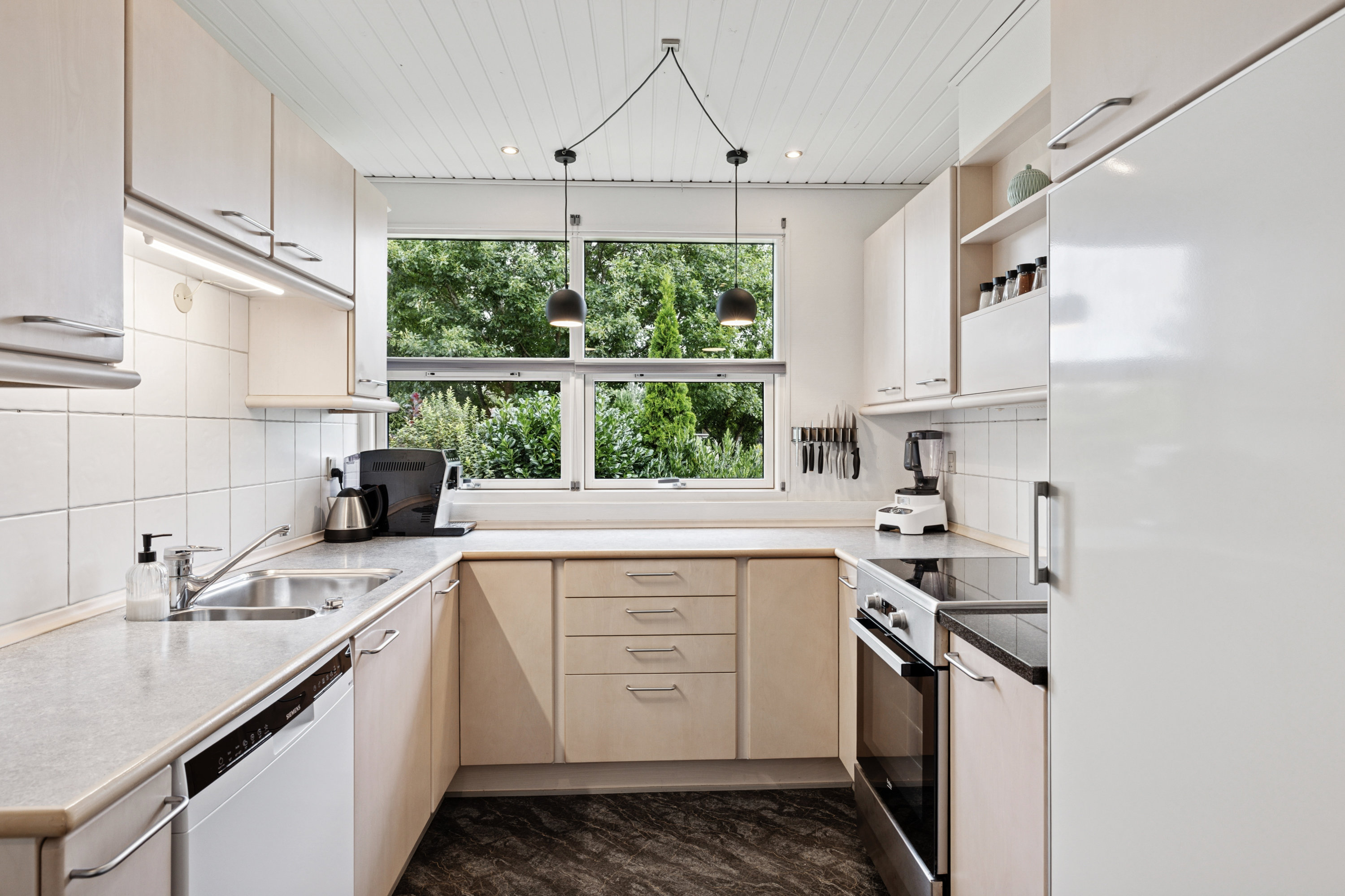 Fremhævet køkken billede i fuldskærmstilstand. Billede af Egestien 4, Birgittelyst, 8800 Viborg