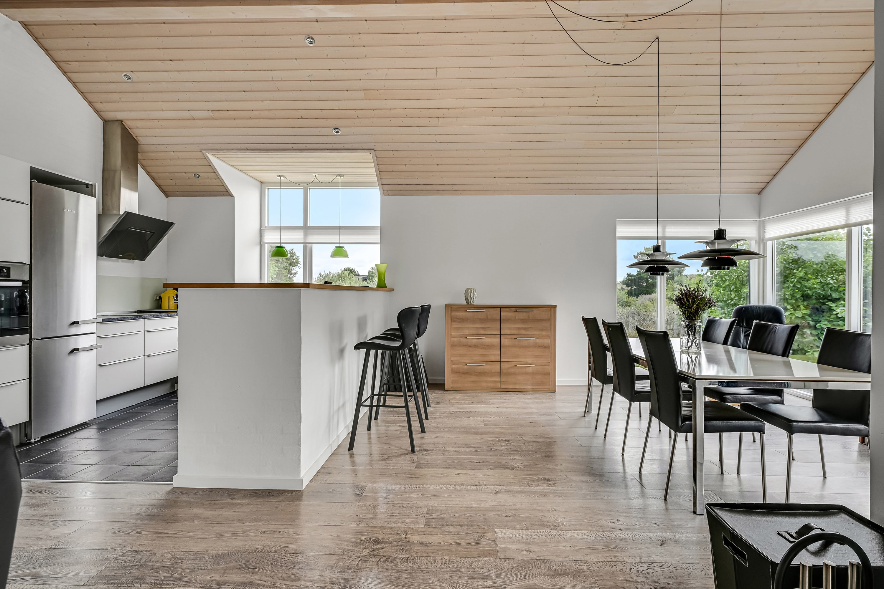 Fremhævet køkken billede i fuldskærmstilstand. Billede af Vester Engvej 5A, Rindby Strand, 6720 Fanø