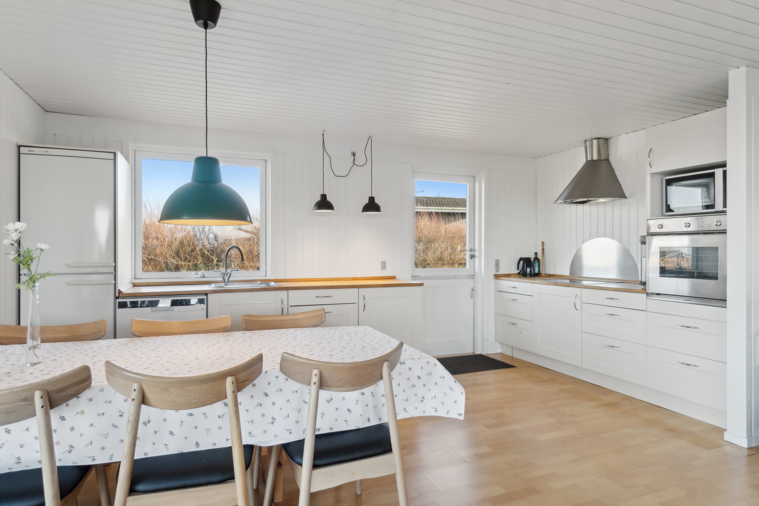 Fremhævet  billede i fuldskærmstilstand. Billede af Hindøvej 11, Bønnerup Strand, 8585 Glesborg