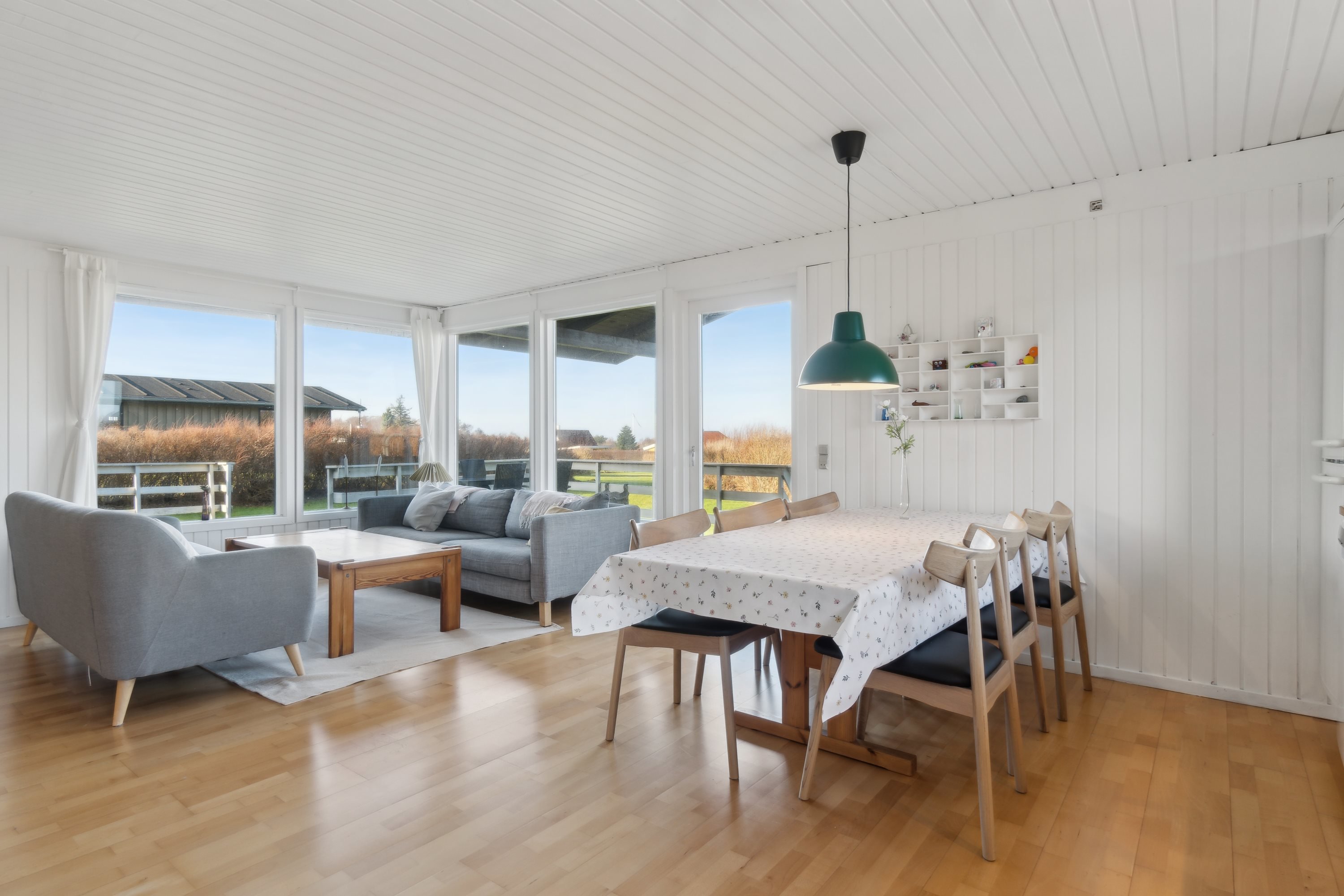 Fremhævet  billede i fuldskærmstilstand. Billede af Hindøvej 11, Bønnerup Strand, 8585 Glesborg