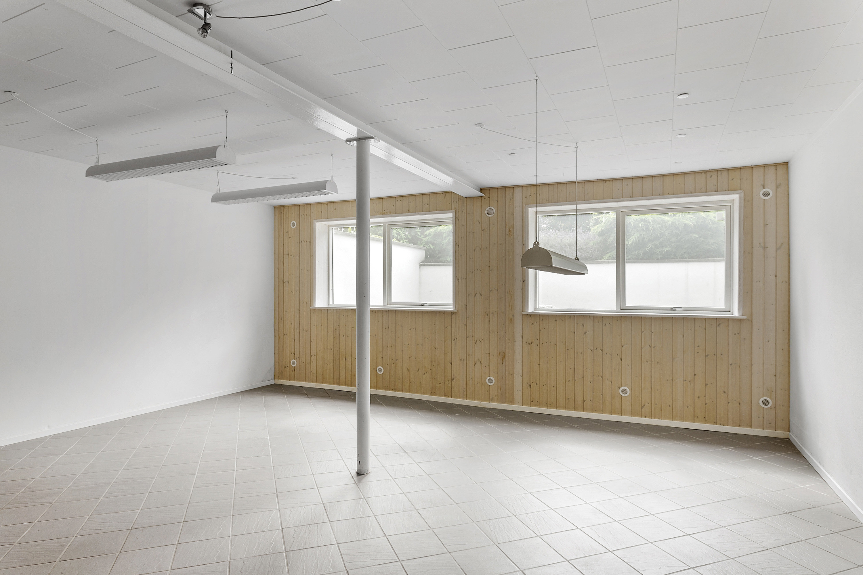 Fremhævet erhverv billede i fuldskærmstilstand. Billede af Torvegade 13A, 6510 Gram