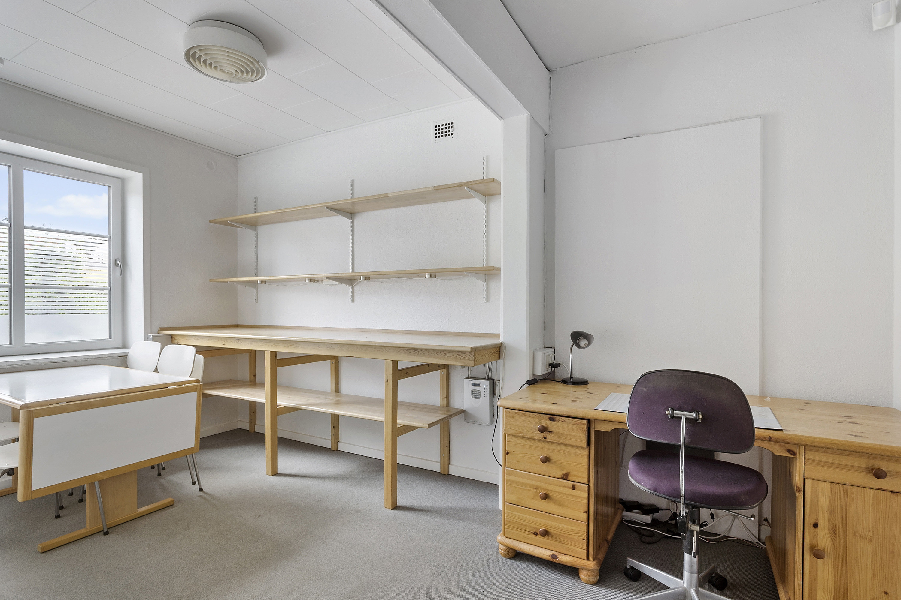 Fremhævet erhverv billede i fuldskærmstilstand. Billede af Torvegade 13A, 6510 Gram