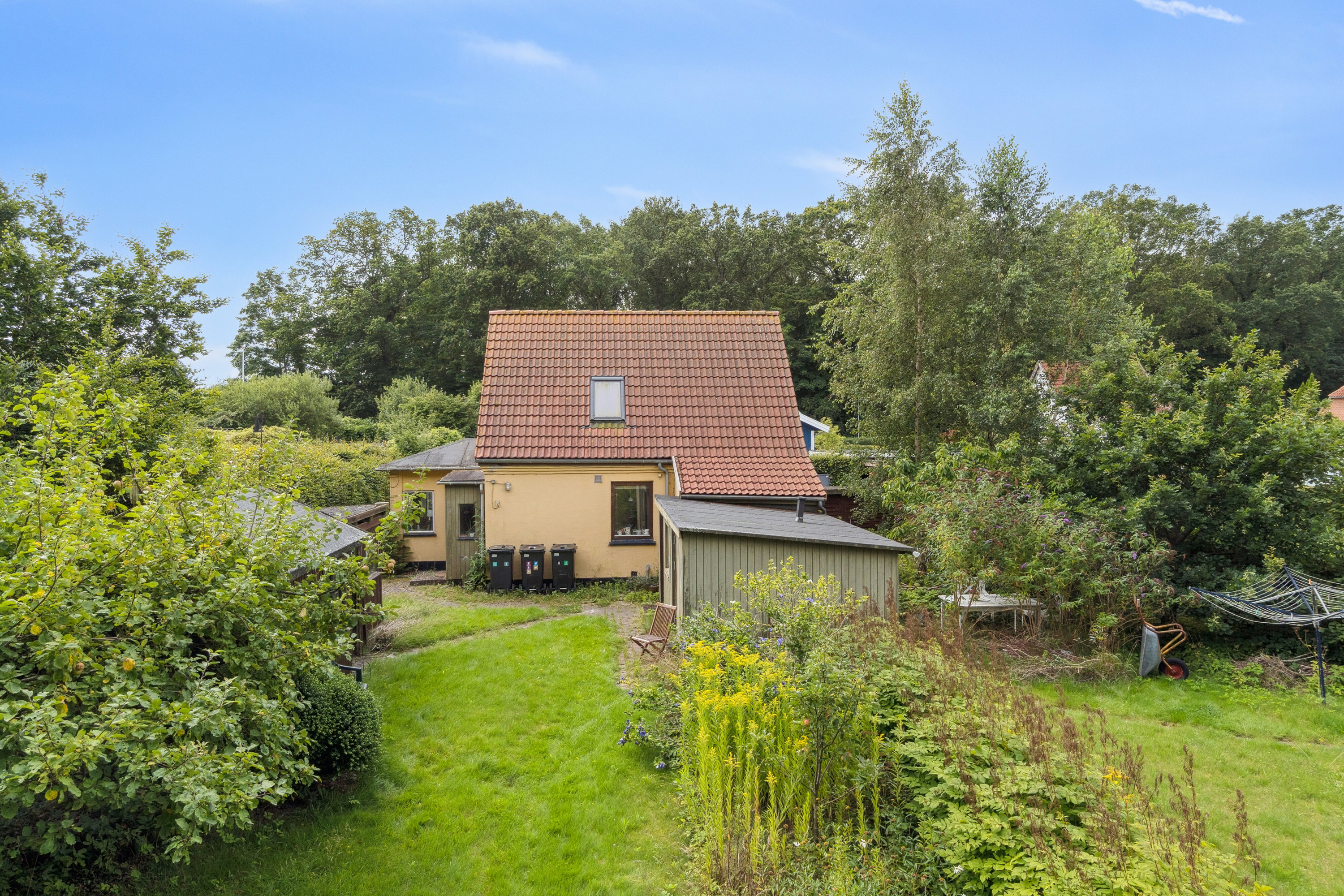 Miniaturebillede 1: set fra haven. Billede af Kissendrupvej 1B, Brandskov, 4654 Faxe Ladeplads