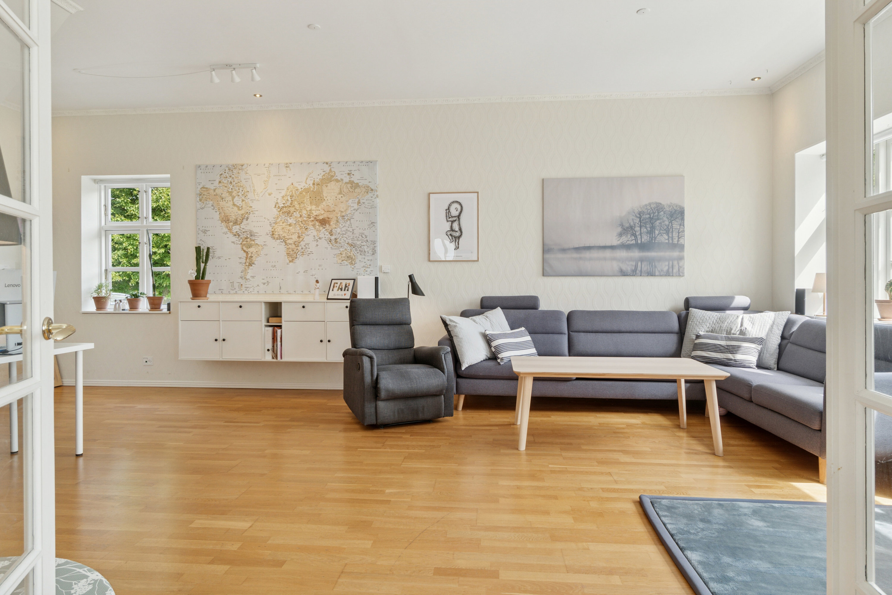 Fremhævet stue billede i fuldskærmstilstand. Billede af Flintemosevej 30, Bøgesø, 4700 Næstved