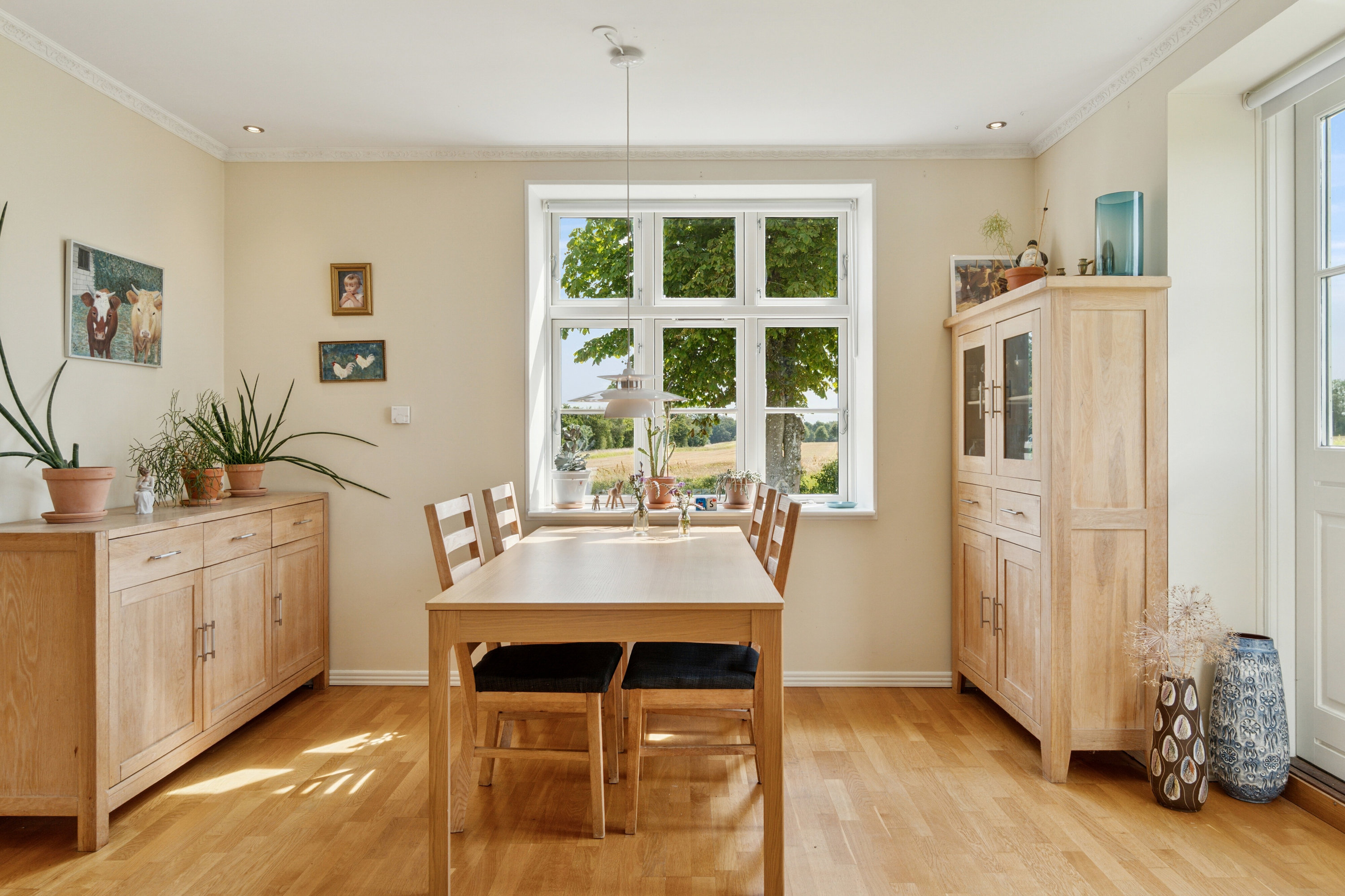 Fremhævet spisestue billede i fuldskærmstilstand. Billede af Flintemosevej 30, Bøgesø, 4700 Næstved