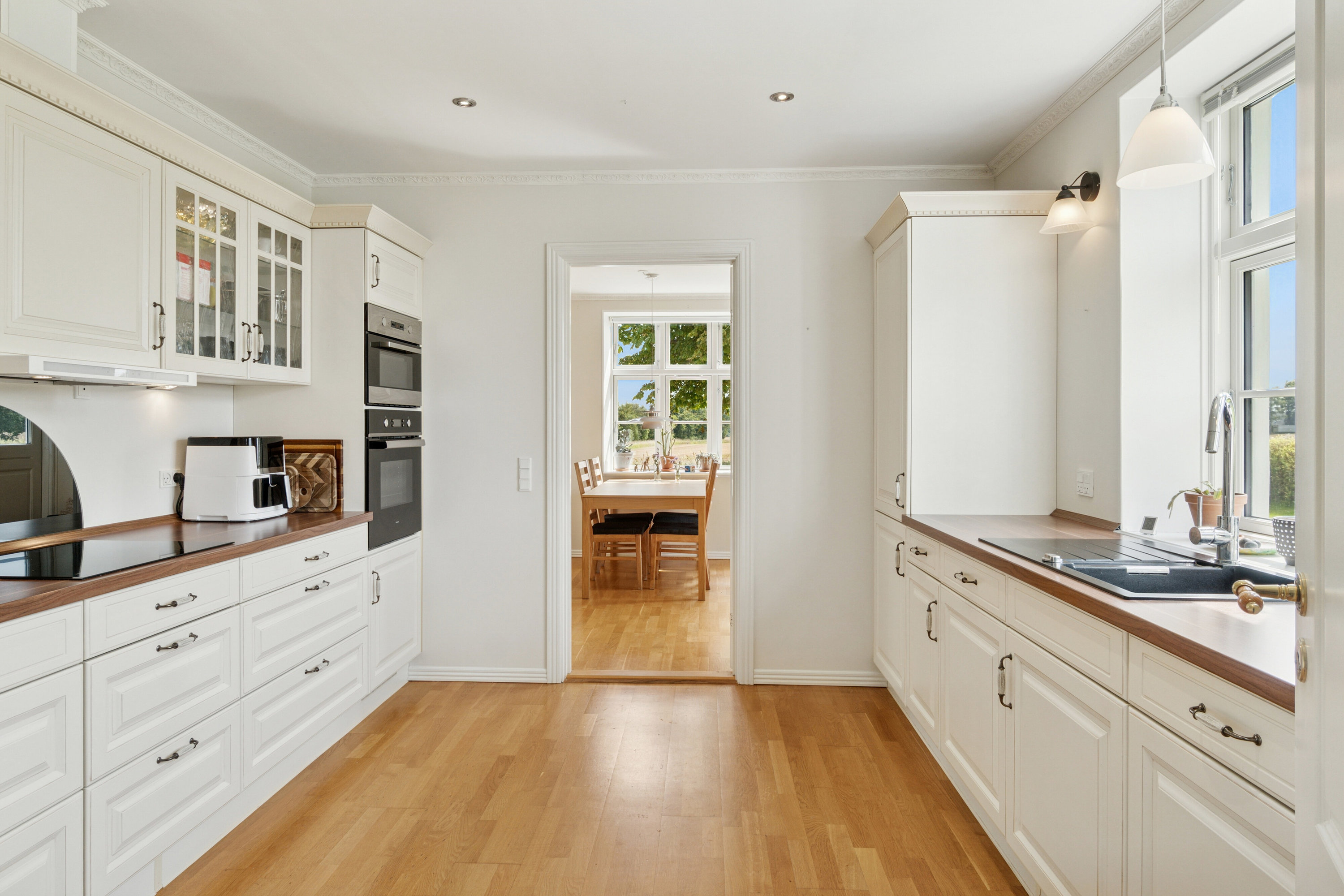 Fremhævet køkken billede i fuldskærmstilstand. Billede af Flintemosevej 30, Bøgesø, 4700 Næstved