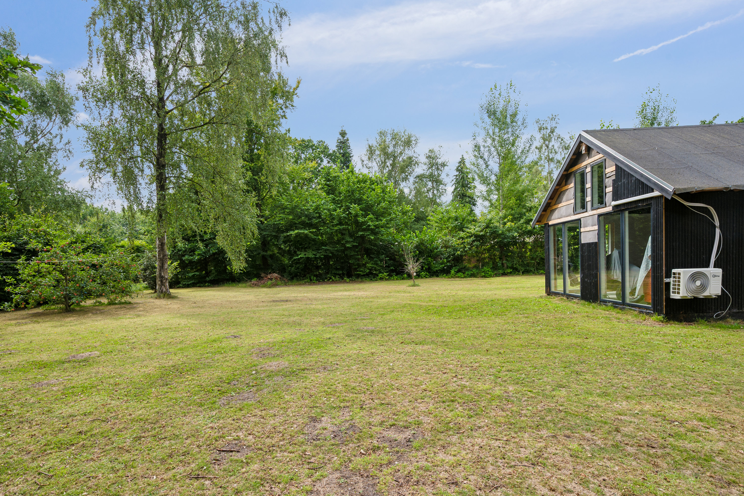 Fremhævet have billede i fuldskærmstilstand. Billede af Sogneskellet 6, 8250 Egå