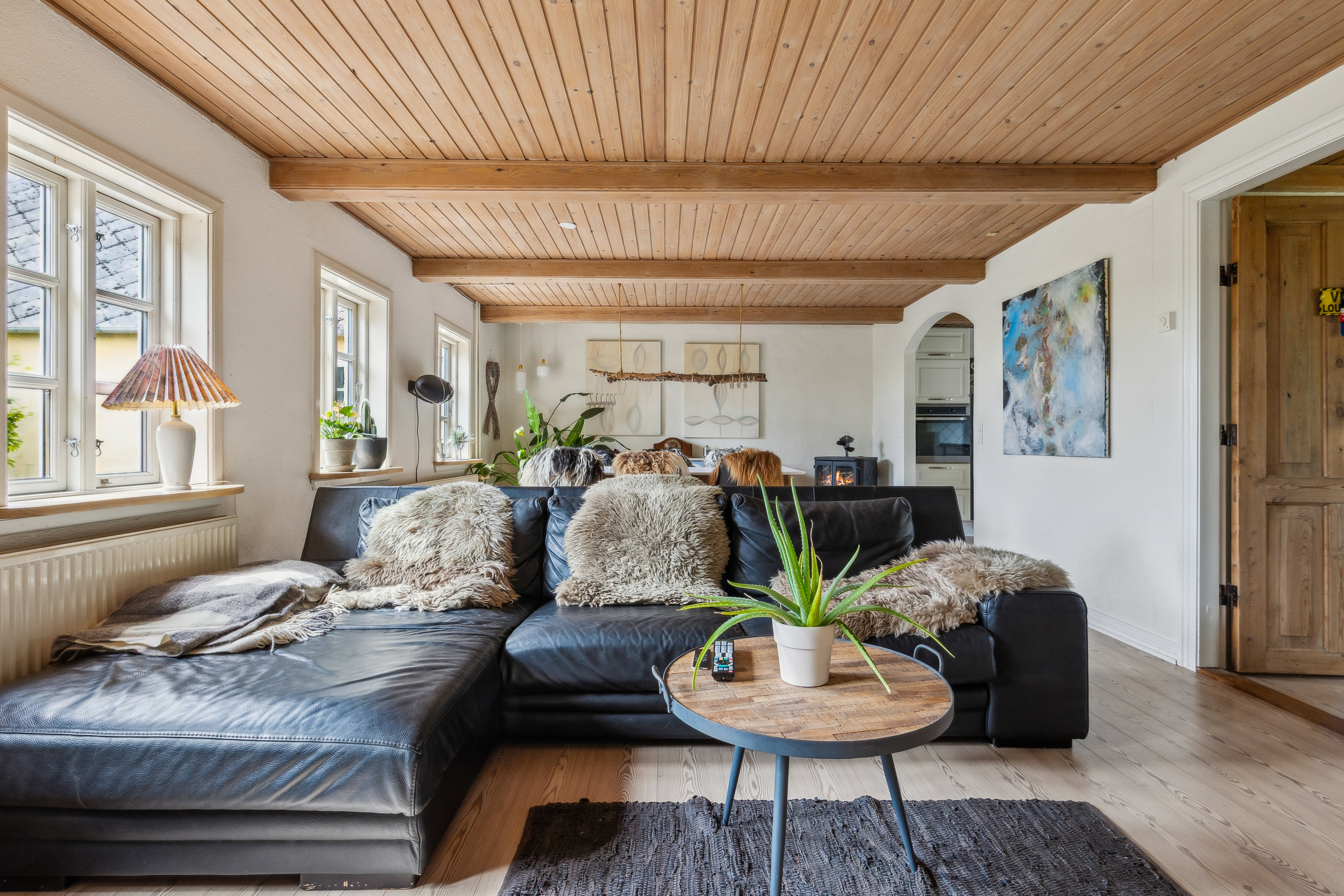 Fremhævet stue billede i fuldskærmstilstand. Billede af Vinkelvej 267, Vinkel, 8800 Viborg