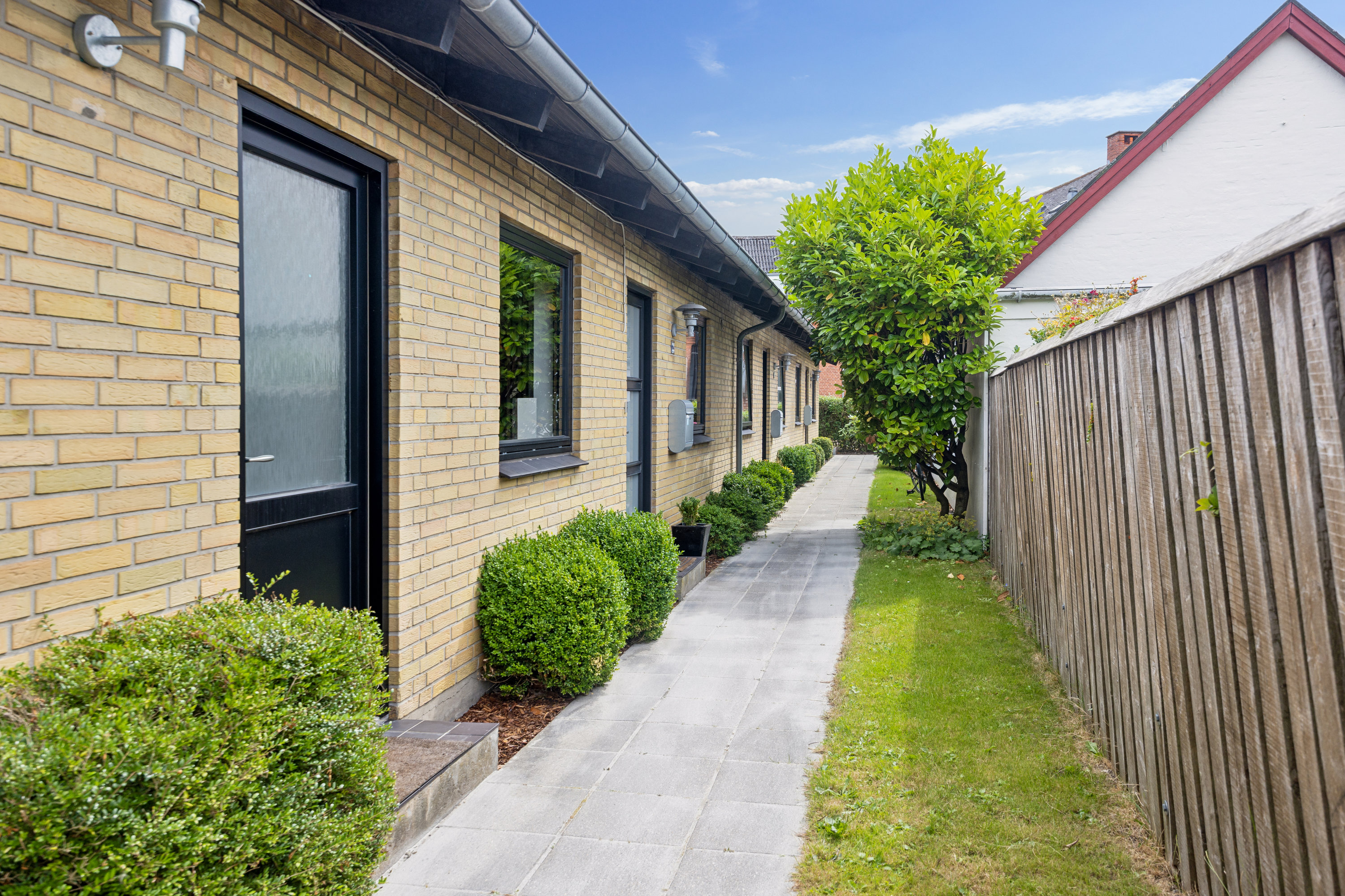 Fremhævet ejendom 1 billede i fuldskærmstilstand. Billede af Ellebæk 22, 9400 Nørresundby