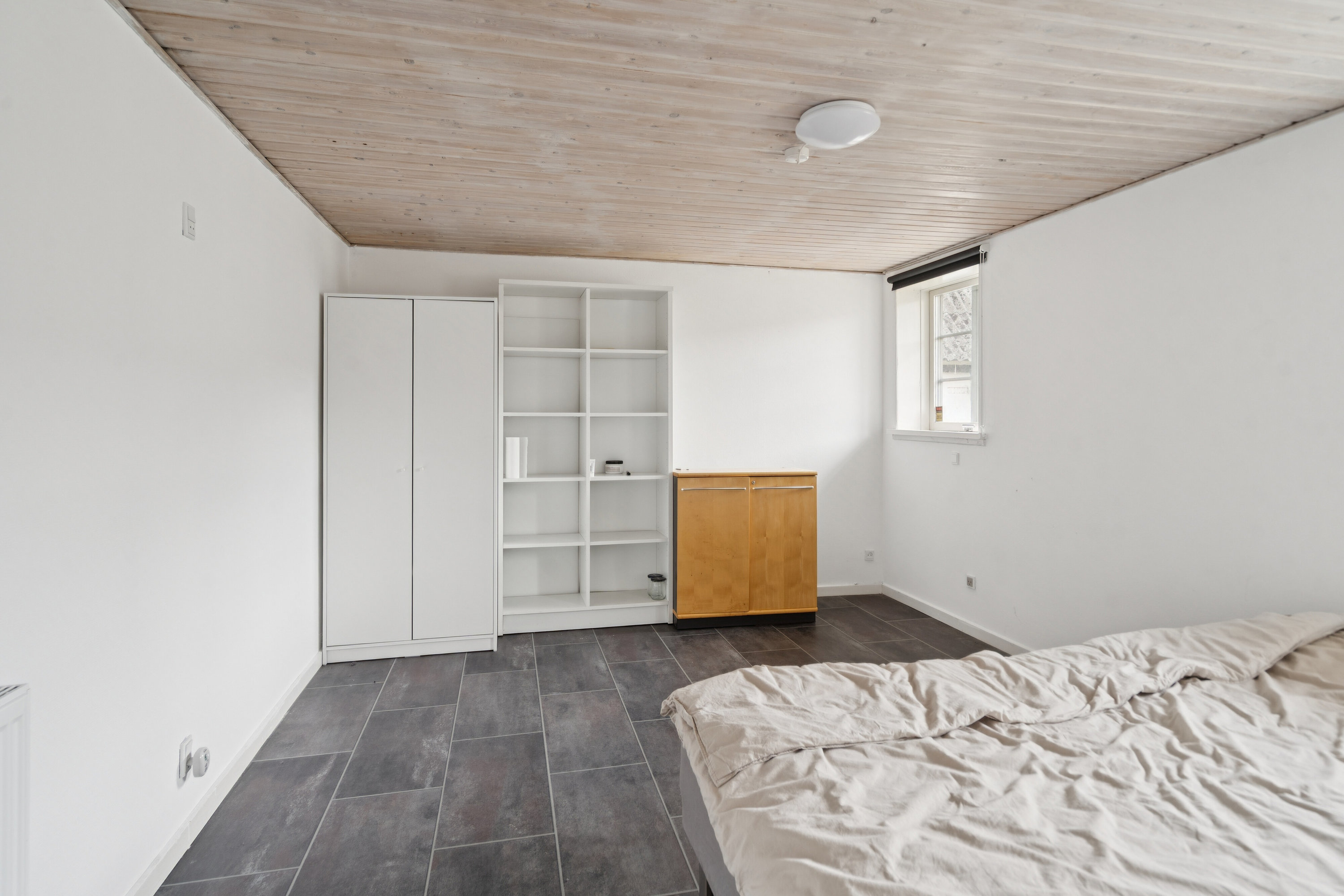 Fremhævet soveværelse billede i fuldskærmstilstand. Billede af Odensevej 307, Ladby, 5300 Kerteminde