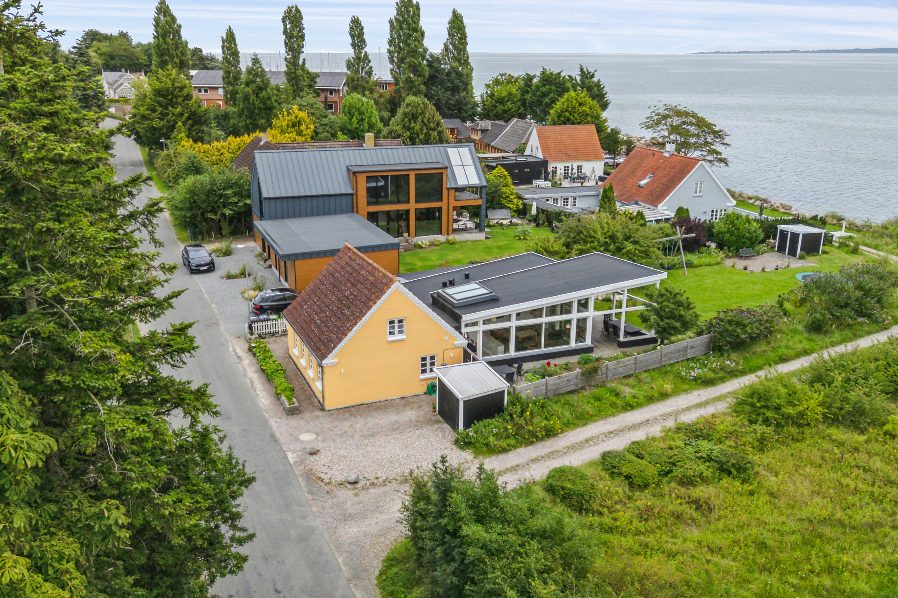 Fremhævet luftfoto billede i fuldskærmstilstand. Billede af Kystvej 27, Lundeborg, 5874 Hesselager