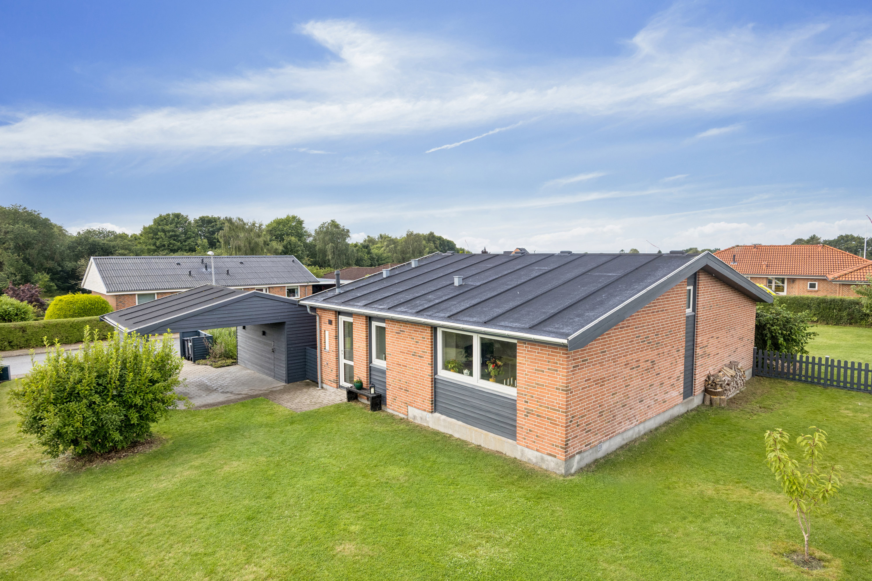 Miniaturebillede 1: ejendom. Billede af Granvænget 16, 8990 Fårup