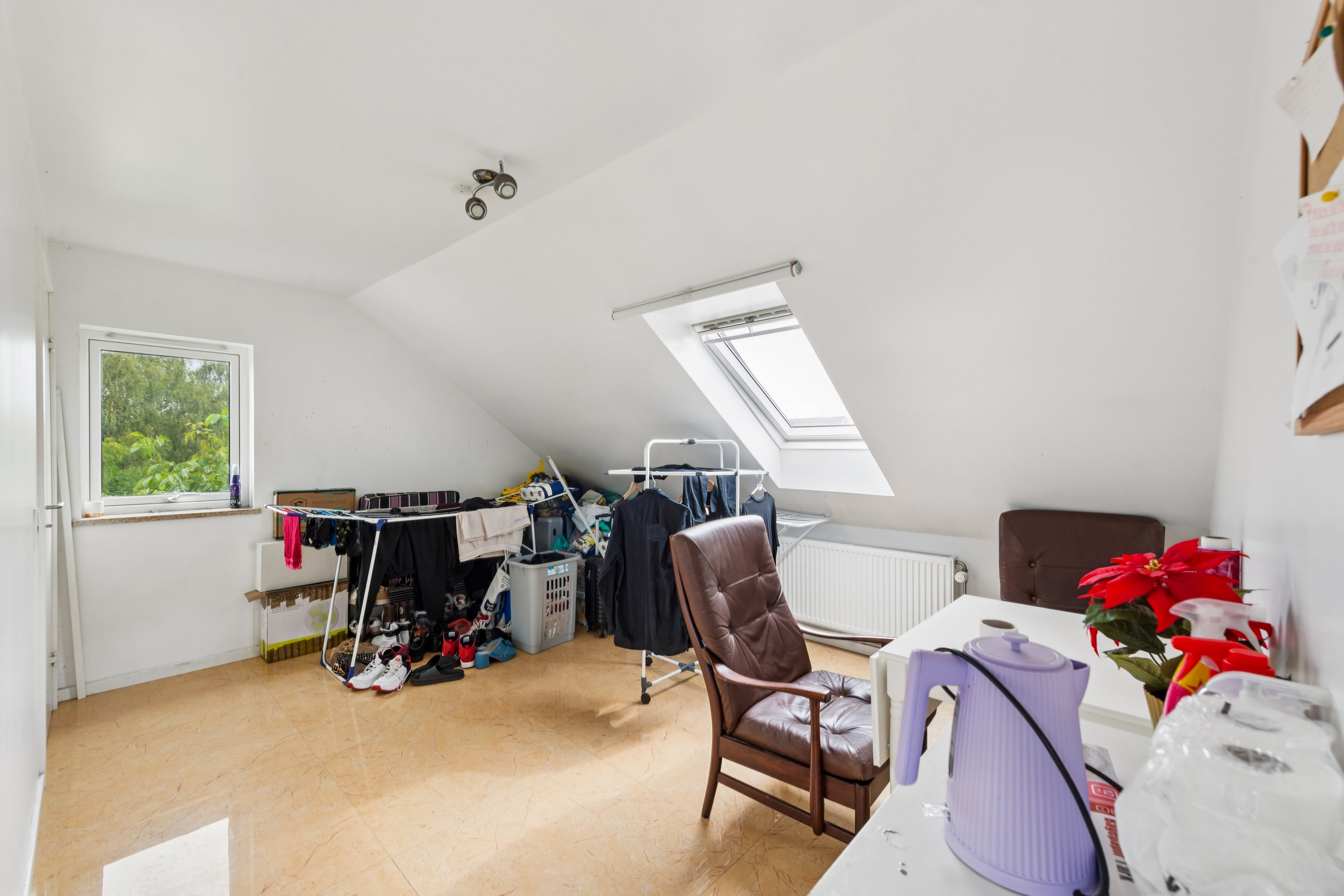 Fremhævet værelse, 1.sal billede i fuldskærmstilstand. Billede af Husumvej 29, 2700 Brønshøj