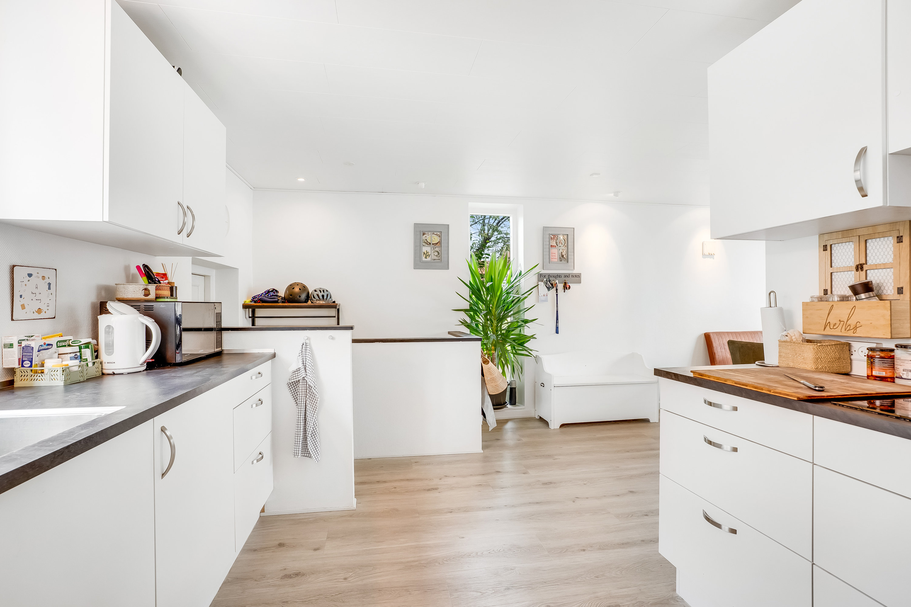 Fremhævet køkken billede i fuldskærmstilstand. Billede af Refshalevej 36, 4930 Maribo