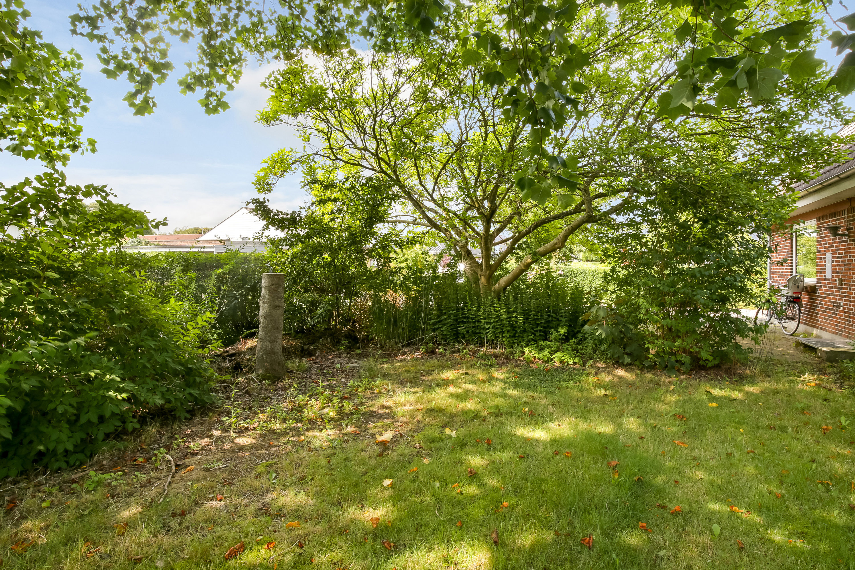 Fremhævet have billede i fuldskærmstilstand. Billede af Poppelvej 42, 8550 Ryomgård