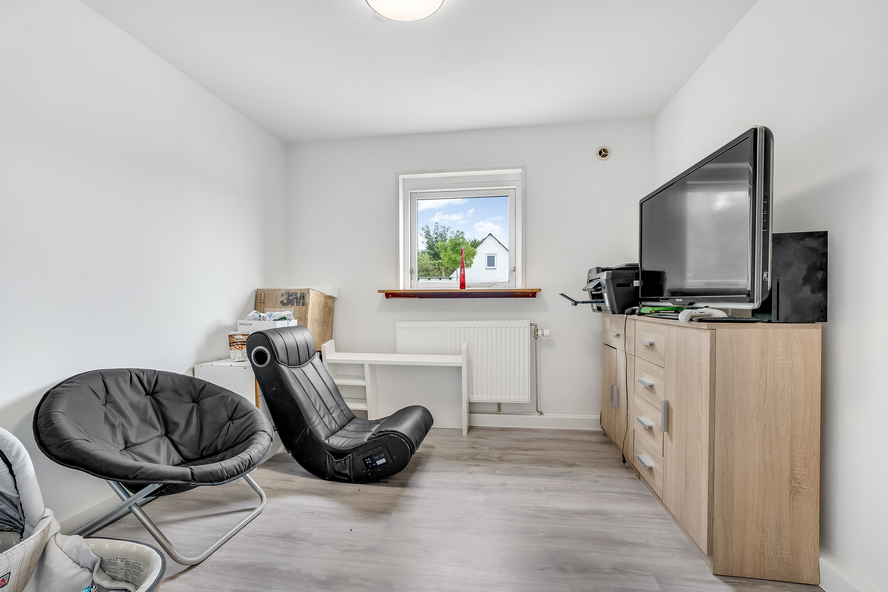 Fremhævet værelse billede i fuldskærmstilstand. Billede af Skovvej 5, 4960 Holeby