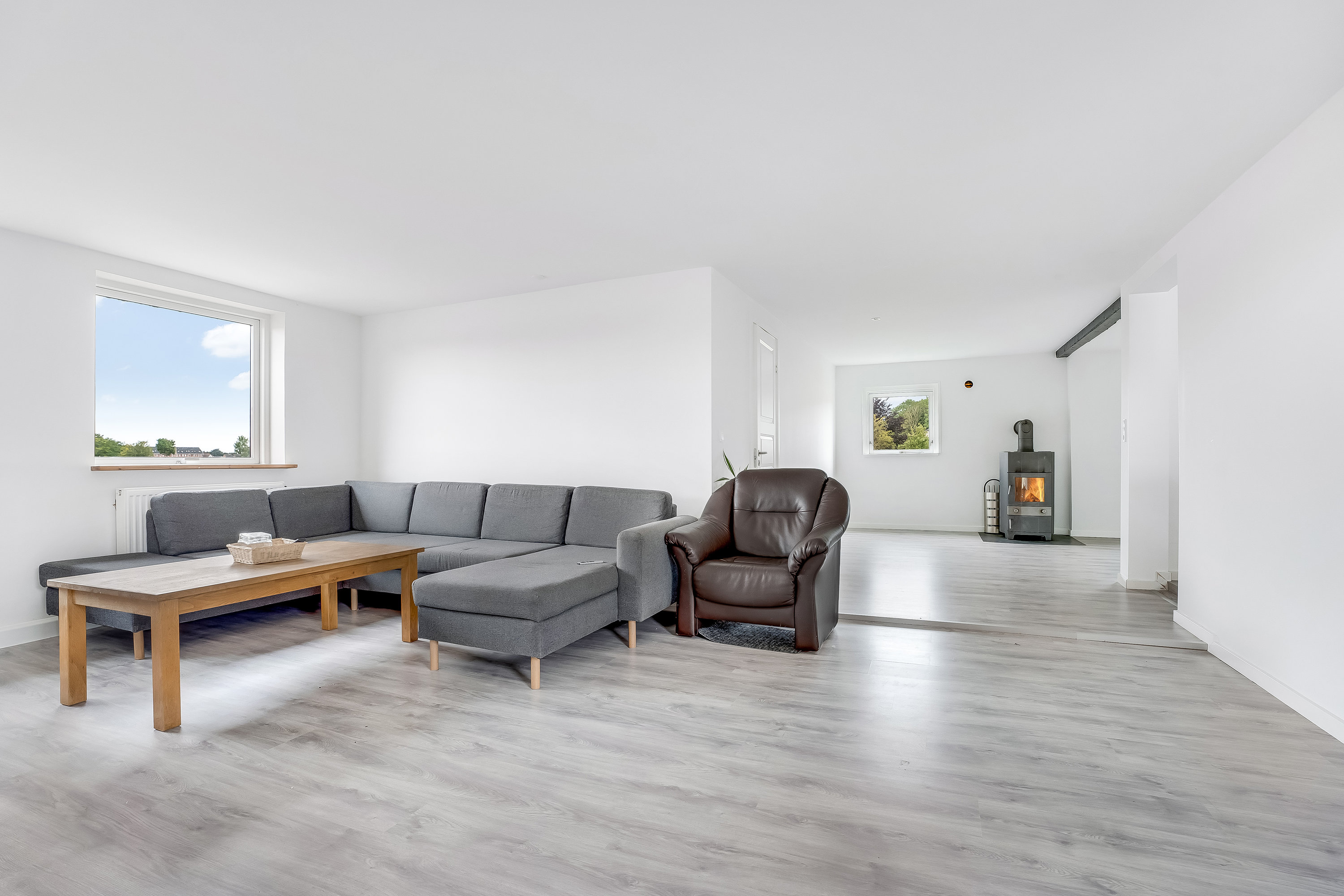 Fremhævet stue billede i fuldskærmstilstand. Billede af Skovvej 5, 4960 Holeby