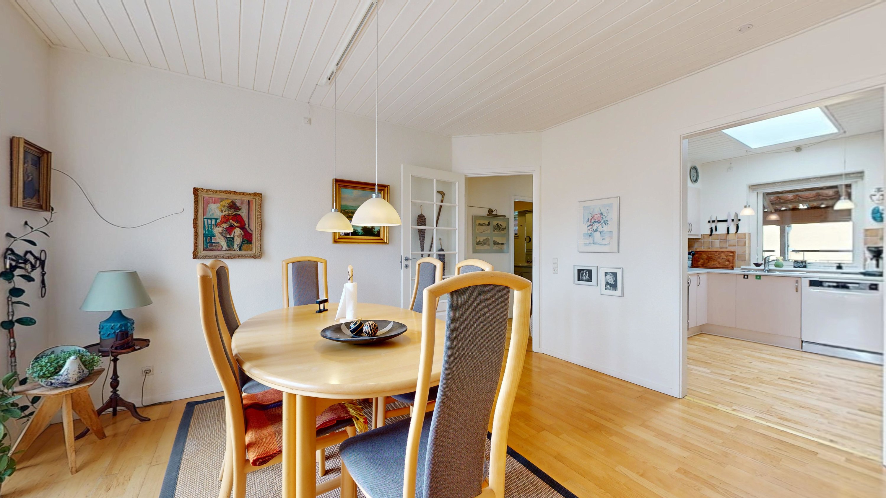 Fremhævet alrum billede i fuldskærmstilstand. Billede af Lillesøvej 21, 1. 6., 8660 Skanderborg