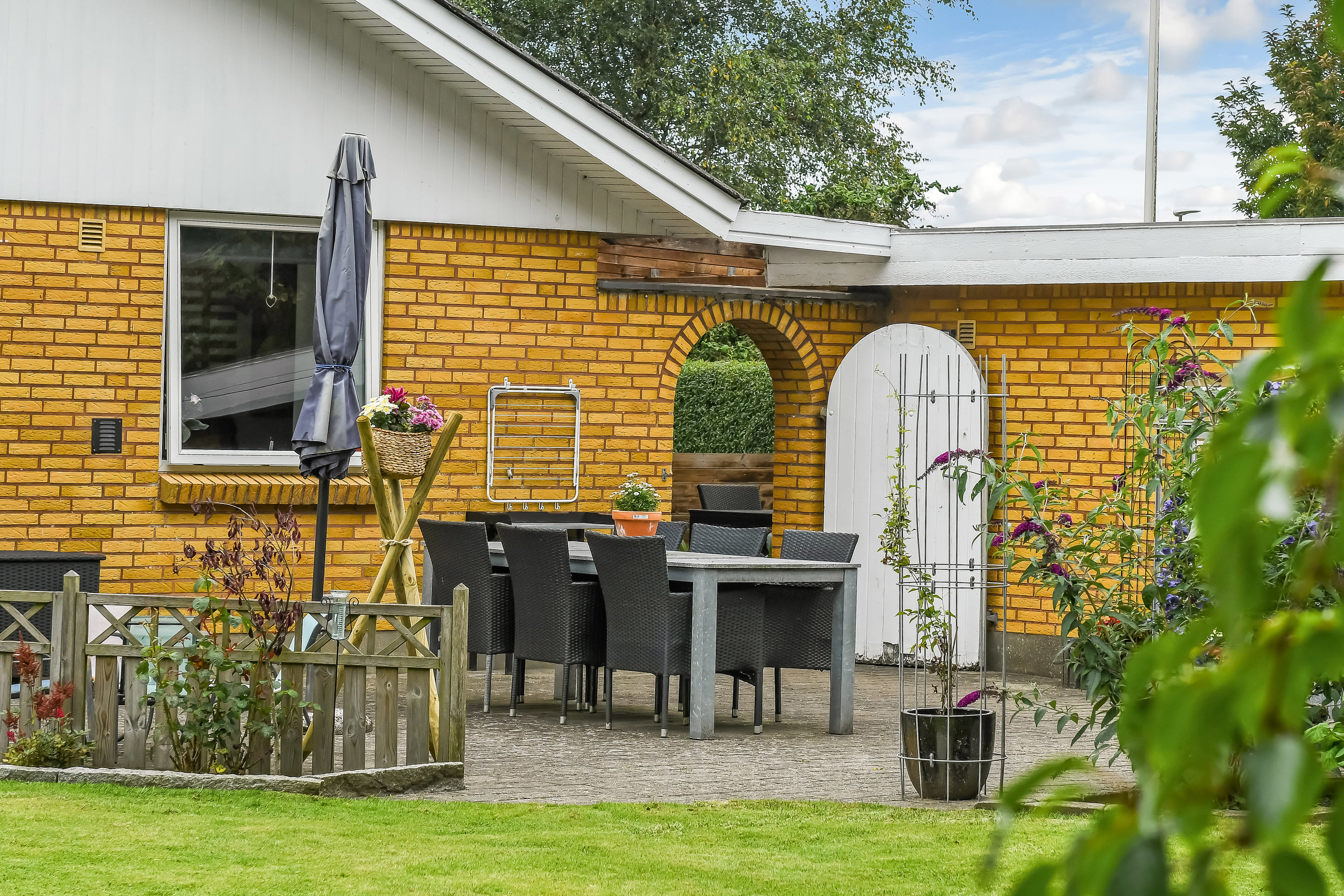 Fremhævet ejendommen billede i fuldskærmstilstand. Billede af Langgade 49, Donslund, 7250 Hejnsvig