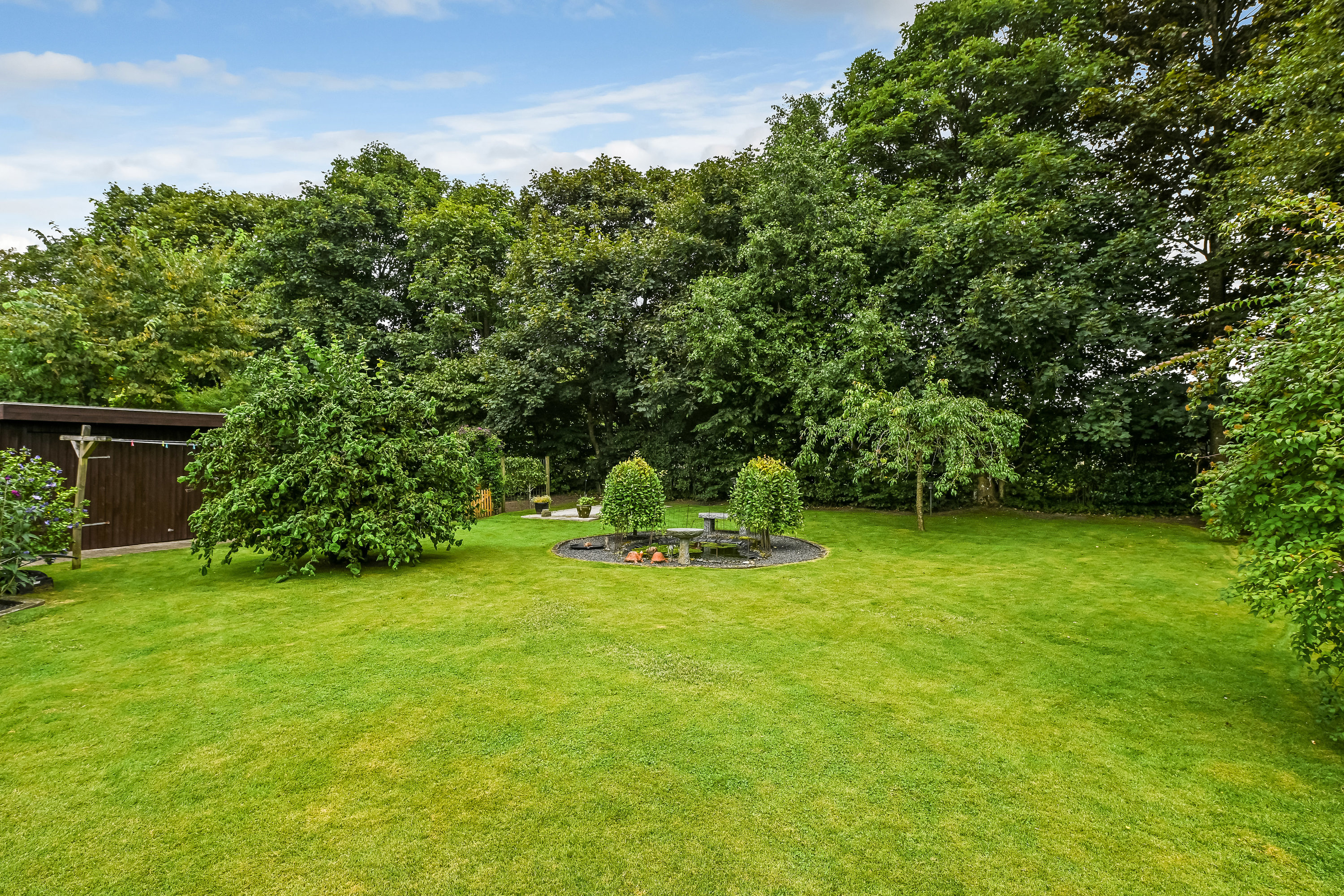 Fremhævet have billede i fuldskærmstilstand. Billede af Langgade 49, Donslund, 7250 Hejnsvig