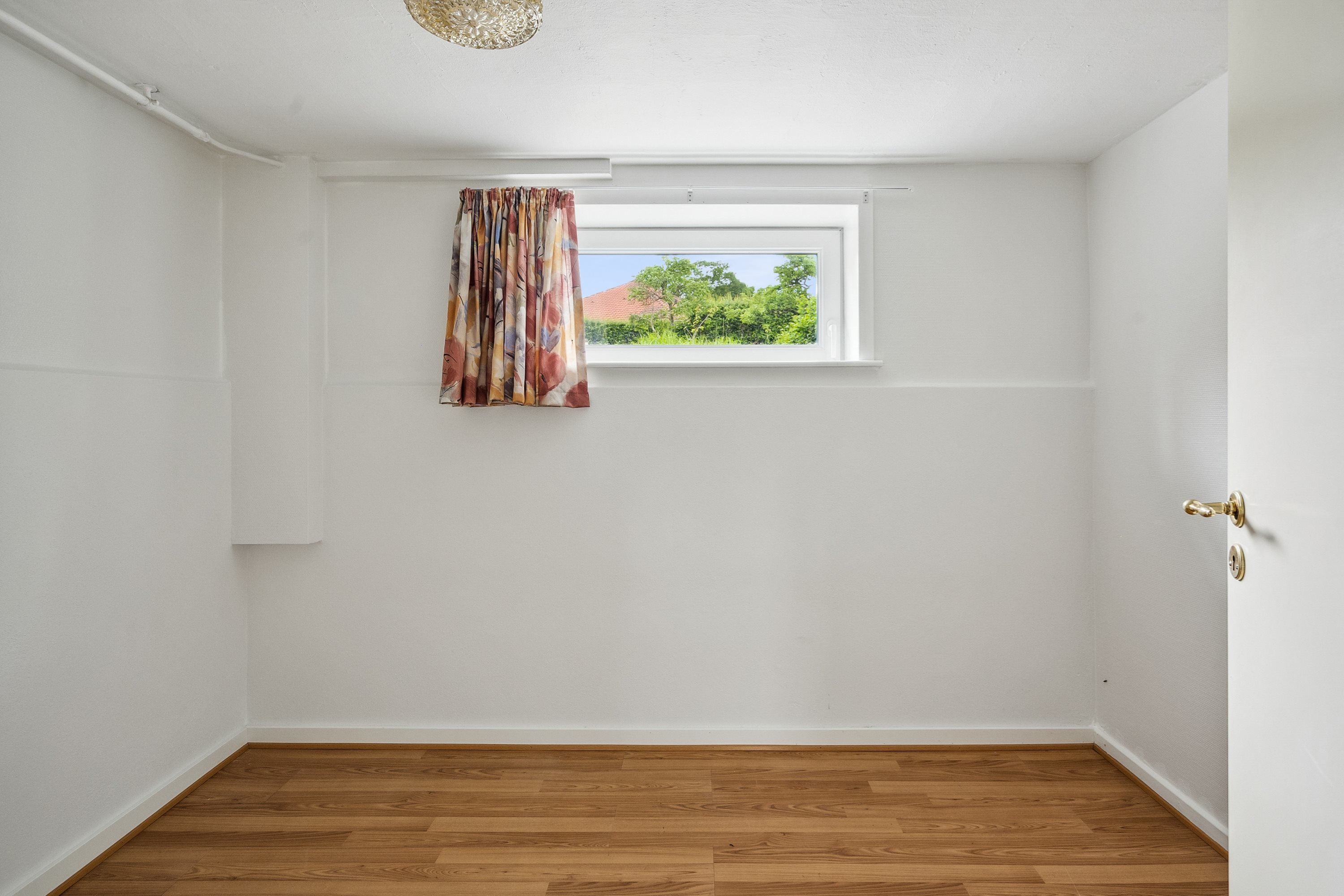 Fremhævet disponibelt rum billede i fuldskærmstilstand. Billede af Aldershøjvej 28, 9800 Hjørring