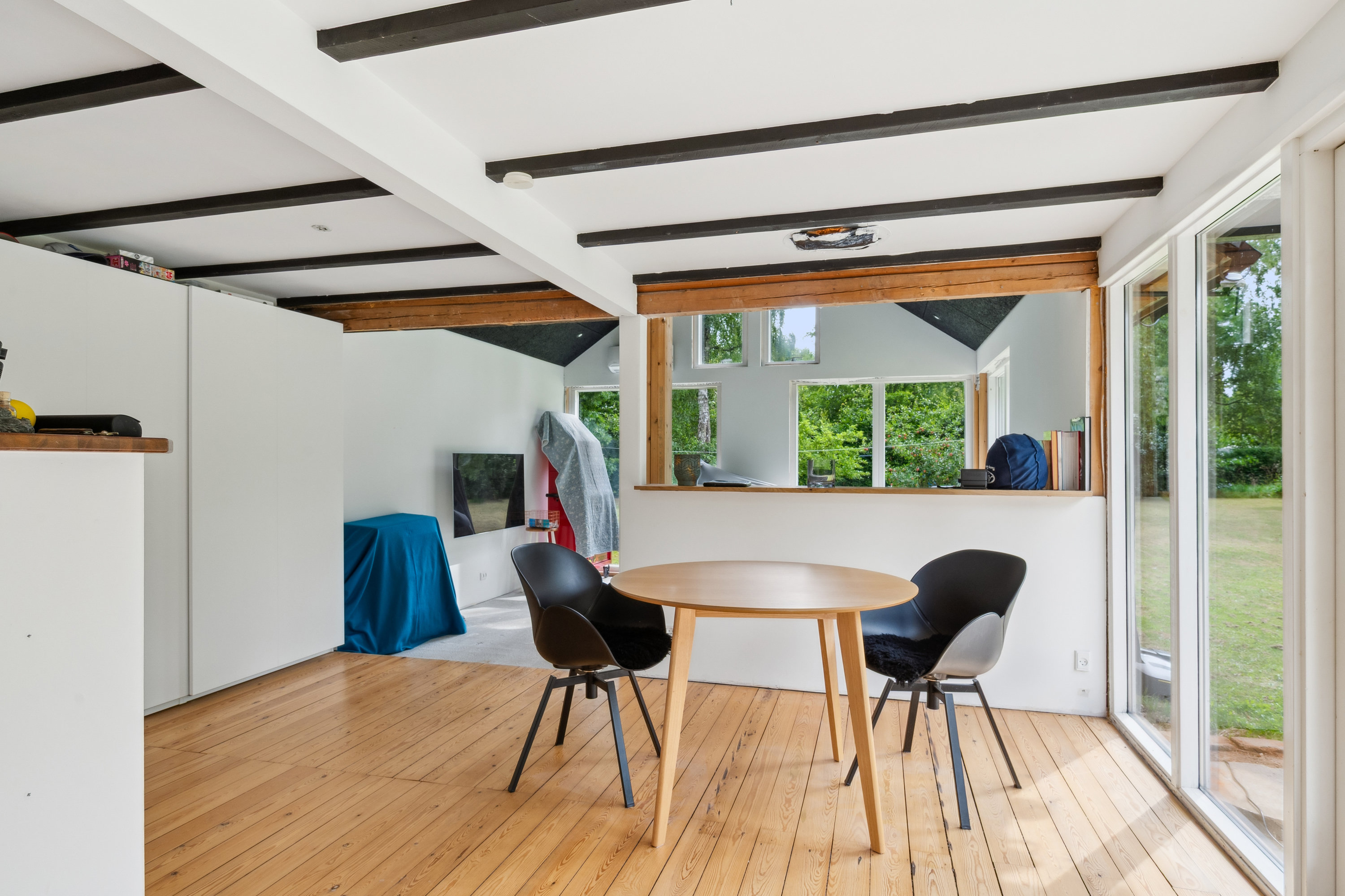 Fremhævet stue billede i fuldskærmstilstand. Billede af Sogneskellet 6, 8250 Egå