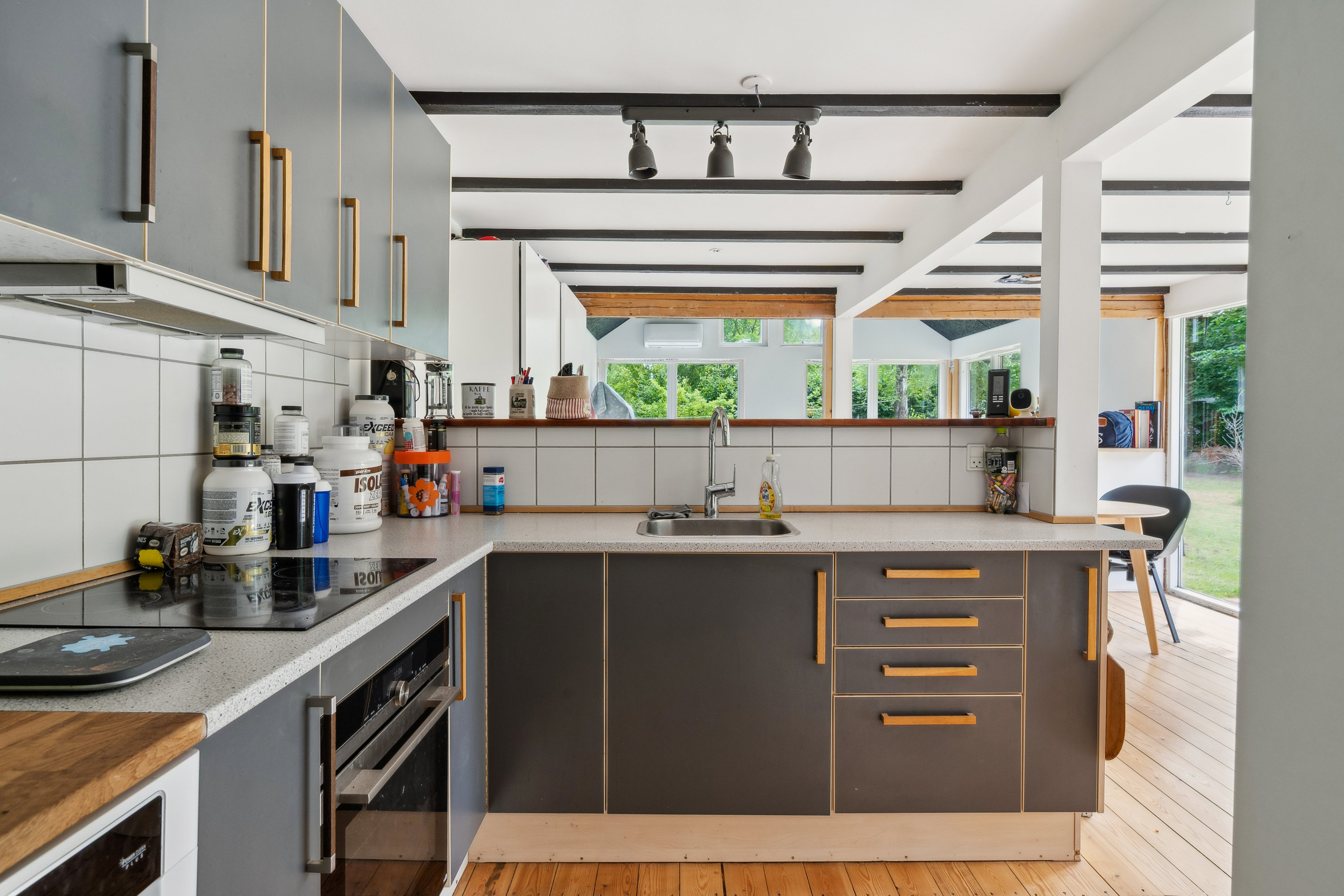 Fremhævet køkken billede i fuldskærmstilstand. Billede af Sogneskellet 6, 8250 Egå