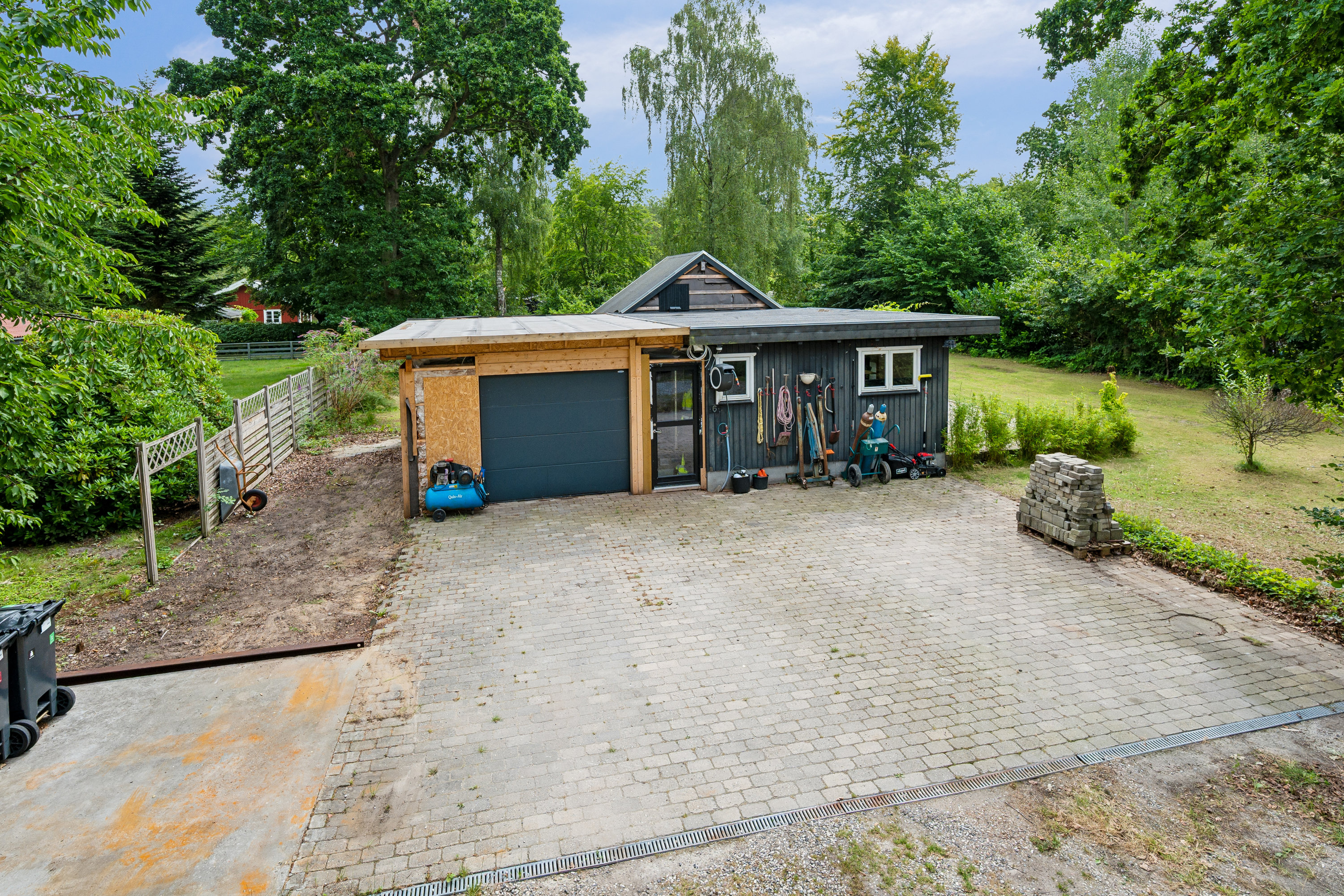 Fremhævet ejendom 1 billede i fuldskærmstilstand. Billede af Sogneskellet 6, 8250 Egå