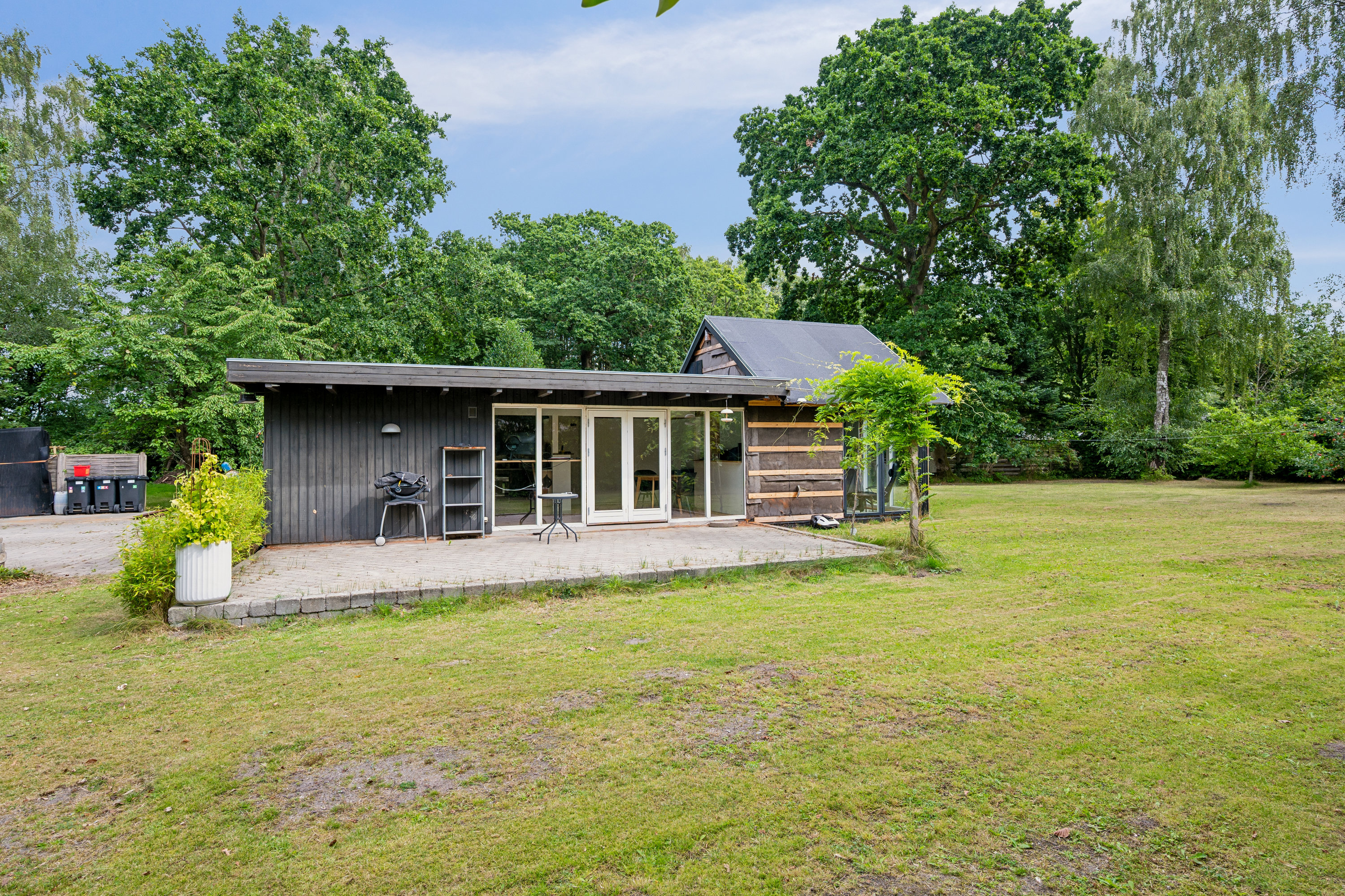 Fremhævet ejendom 1 billede i fuldskærmstilstand. Billede af Sogneskellet 6, 8250 Egå