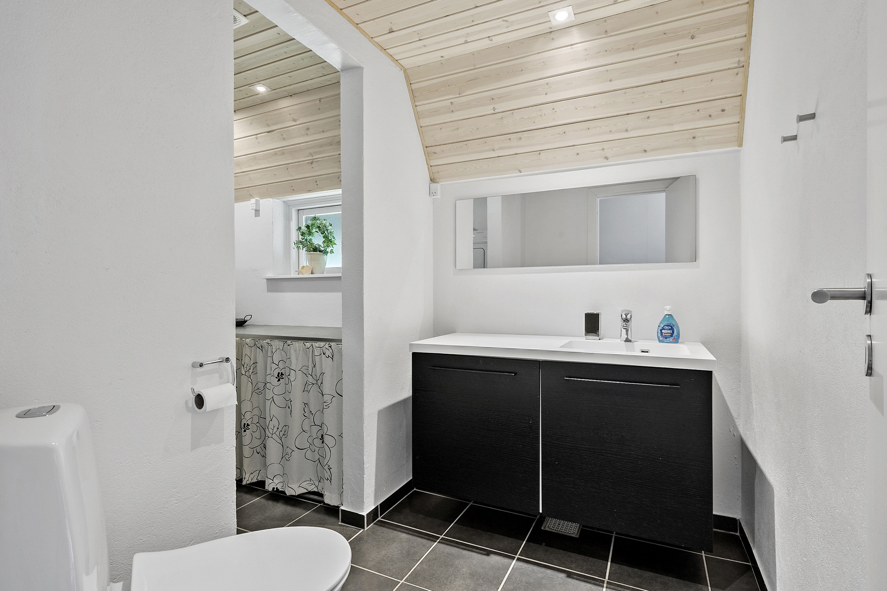 Fremhævet  billede i fuldskærmstilstand. Billede af Hagevej 68, Fjand, 6990 Ulfborg