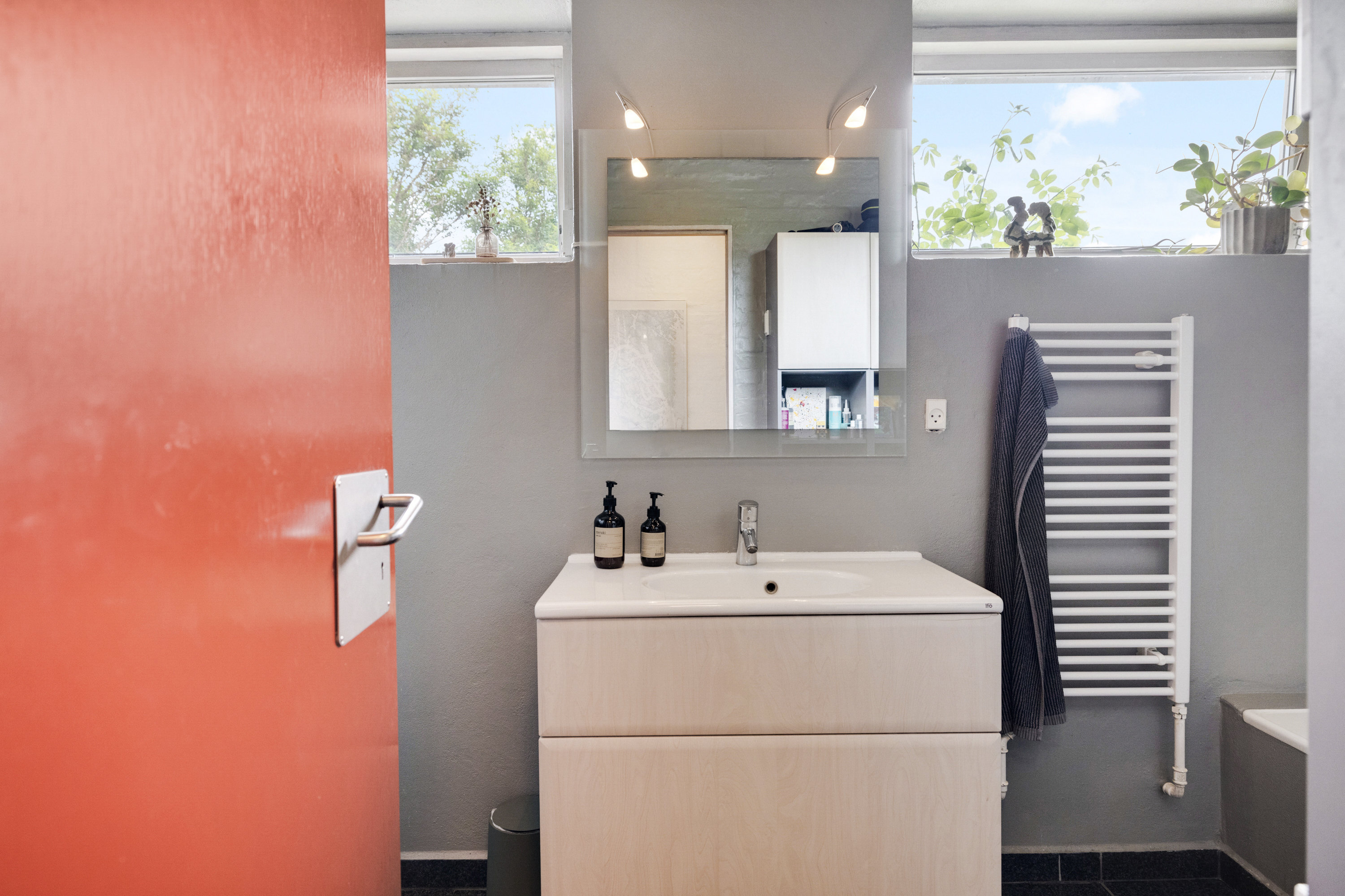 Fremhævet  billede i fuldskærmstilstand. Billede af Tåstumvænget 44, 8381 Tilst