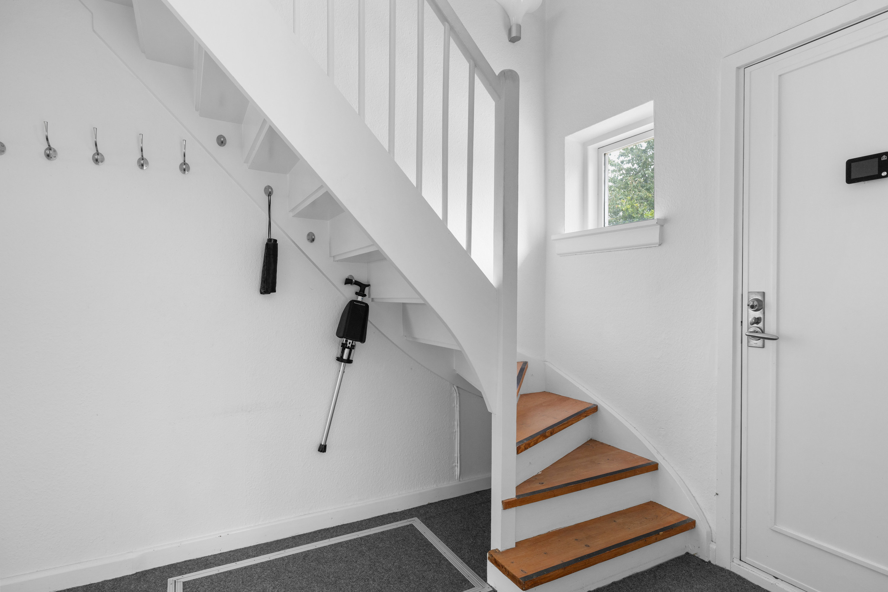Fremhævet trappe billede i fuldskærmstilstand. Billede af Ny Stenderupvej 27, Ny Stenderup, 5672 Broby