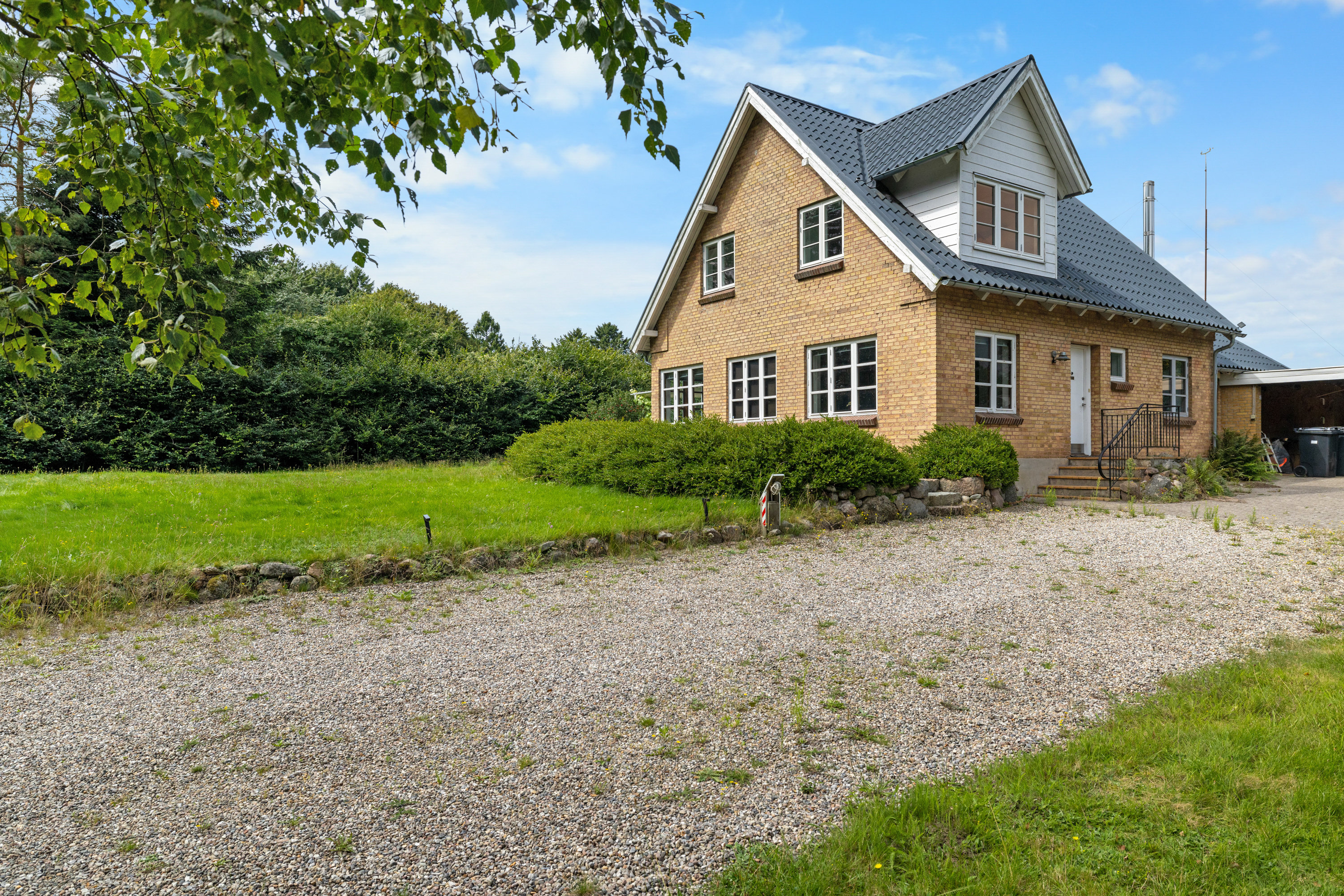 Fremhævet facade billede i fuldskærmstilstand. Billede af Ny Stenderupvej 27, Ny Stenderup, 5672 Broby