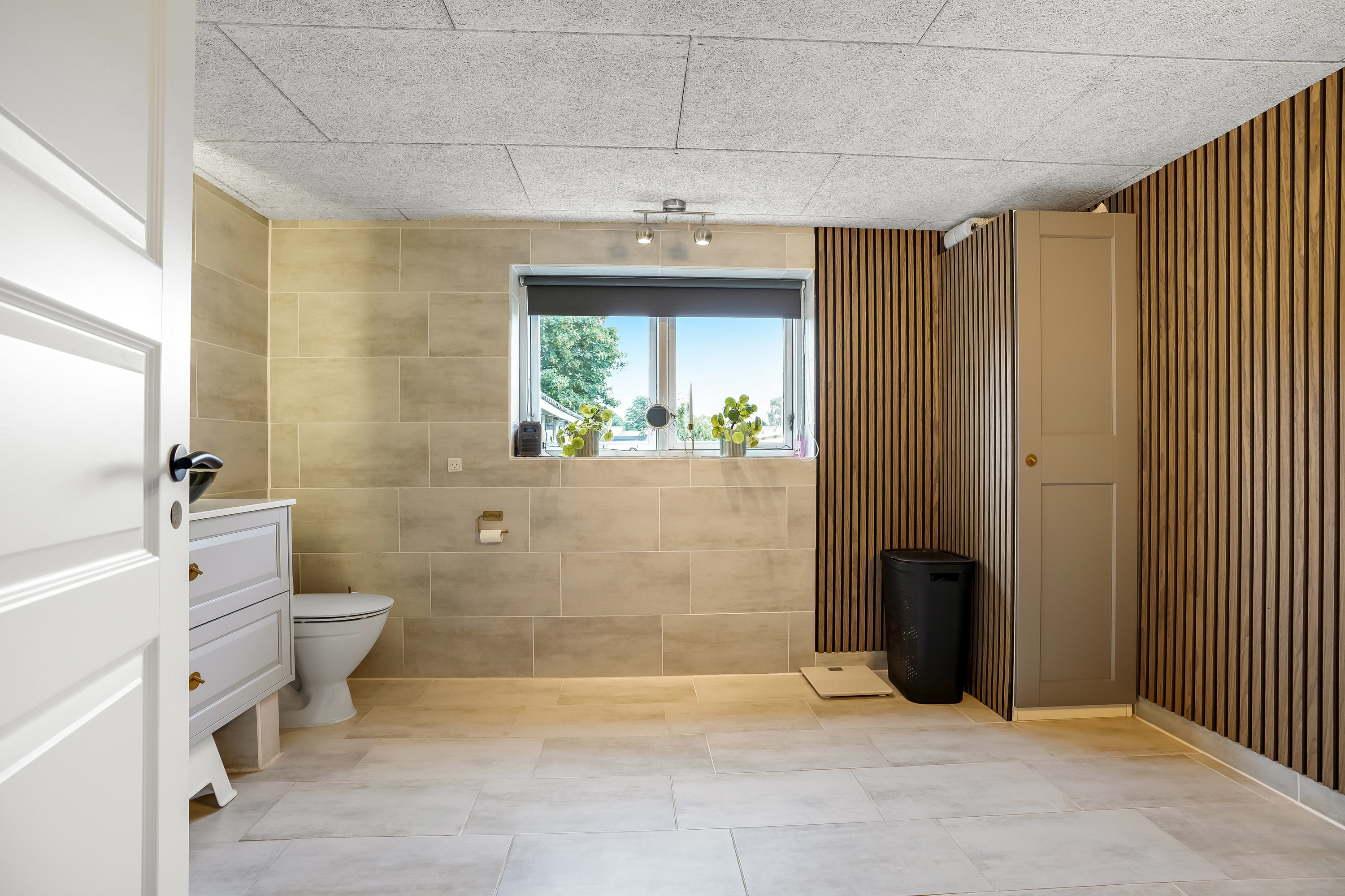 Fremhævet toilet billede i fuldskærmstilstand. Billede af Søndergade 3, 7171 Uldum