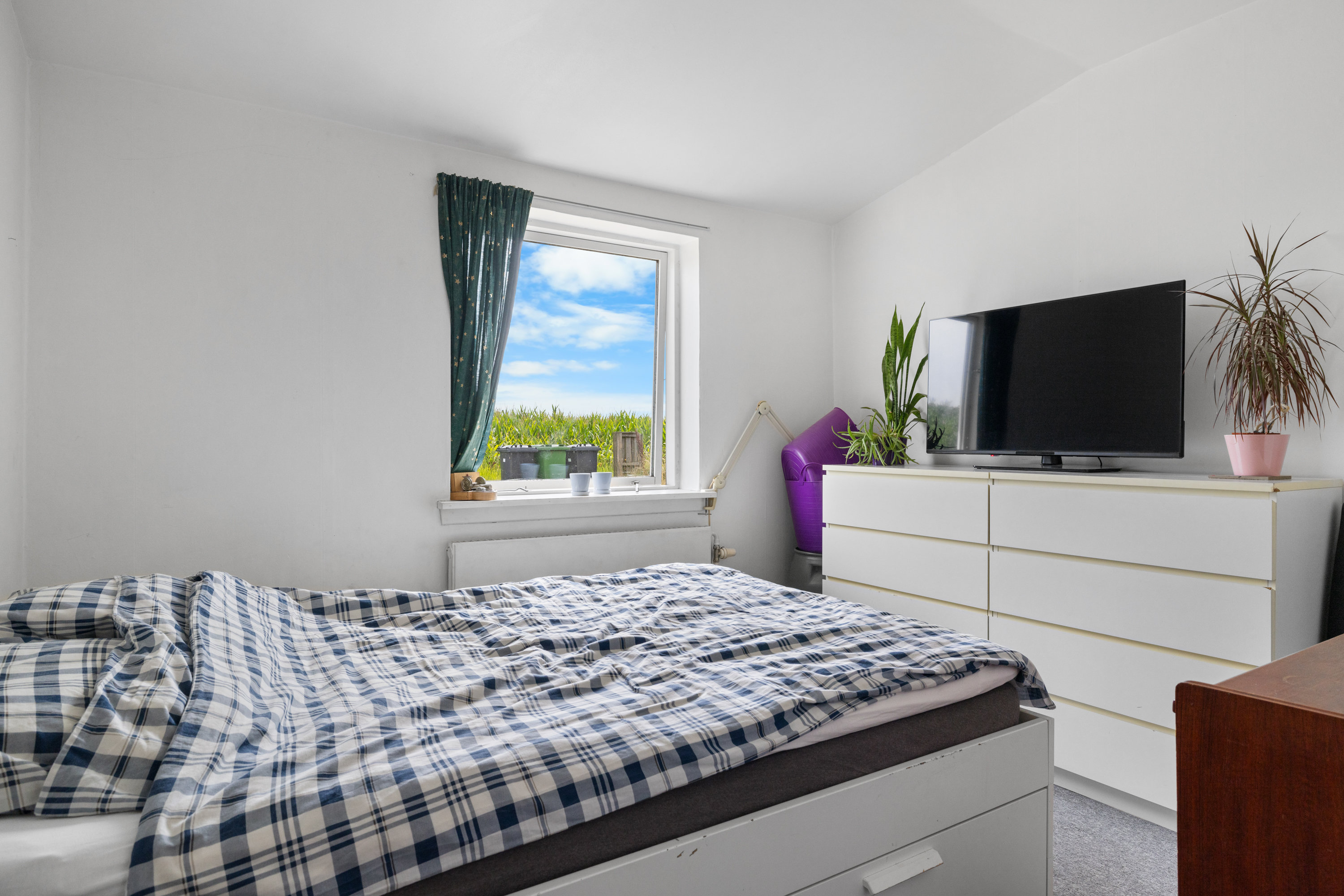 Fremhævet soveværelse billede i fuldskærmstilstand. Billede af Eskemosegyden 10, Åstrup, 5600 Faaborg