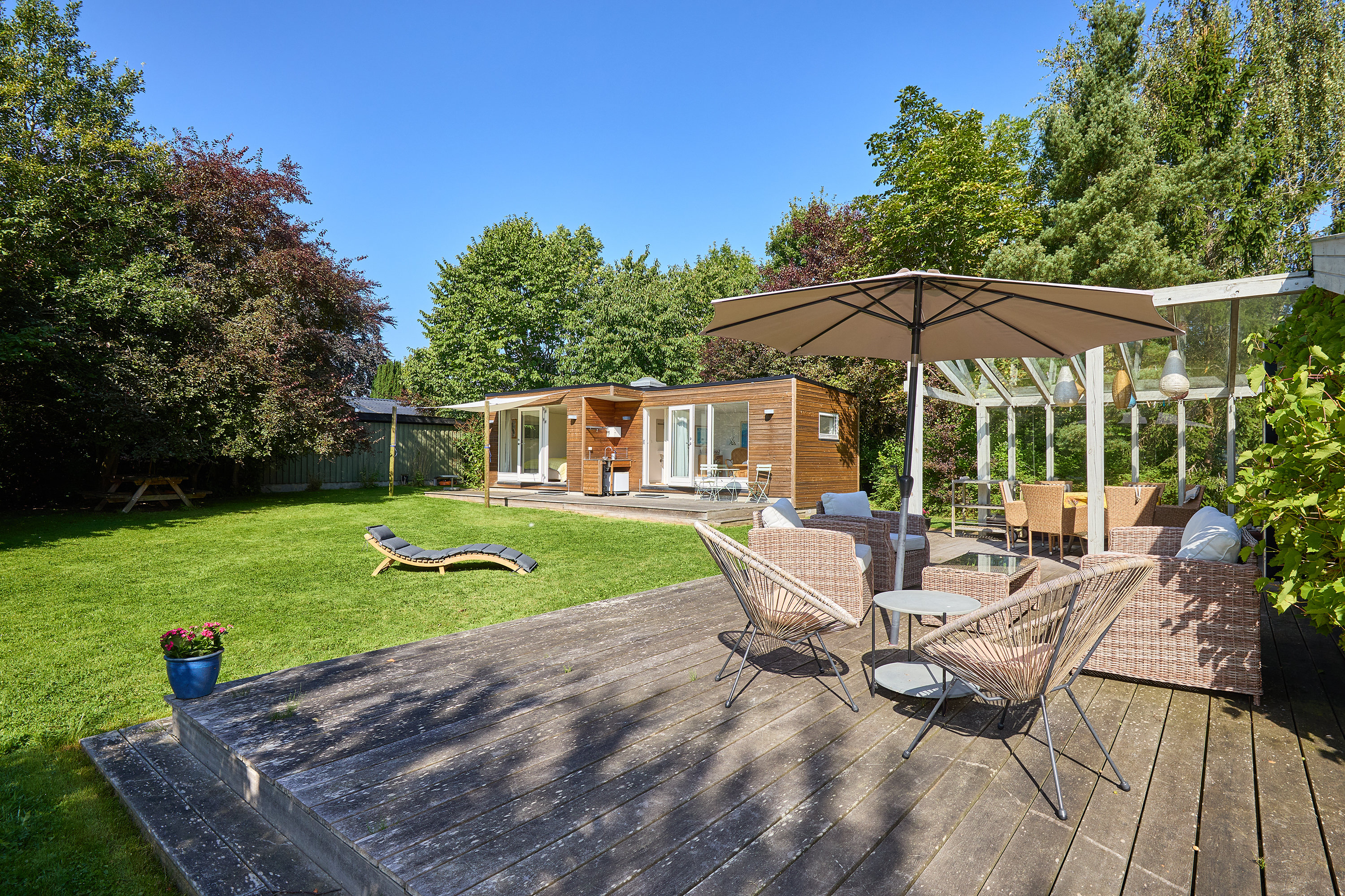 Miniaturebillede 1: terrasse. Billede af Valmuevej 18, 3210 Vejby