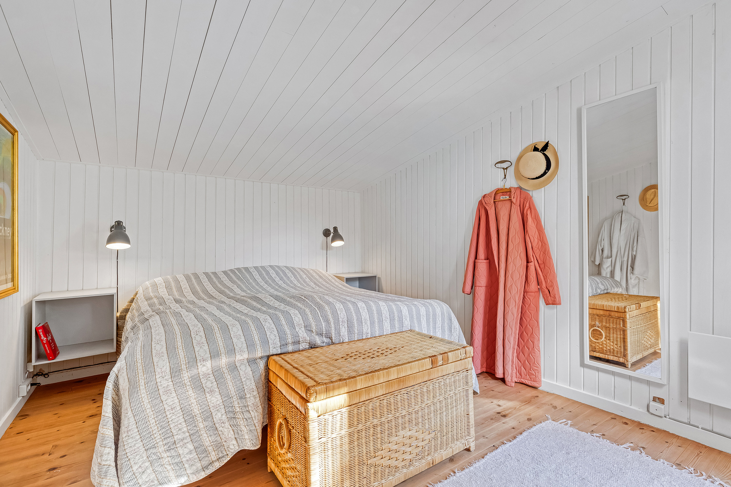 Fremhævet soveværelse billede i fuldskærmstilstand. Billede af Valmuevej 18, 3210 Vejby