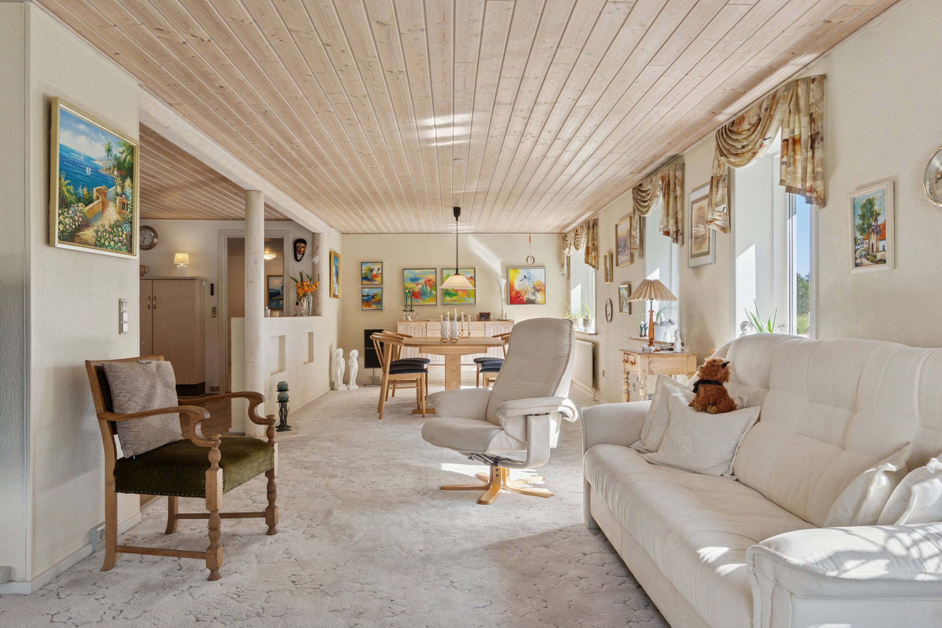 Fremhævet stue billede i fuldskærmstilstand. Billede af Vorringvej 6, Tved, 7700 Thisted