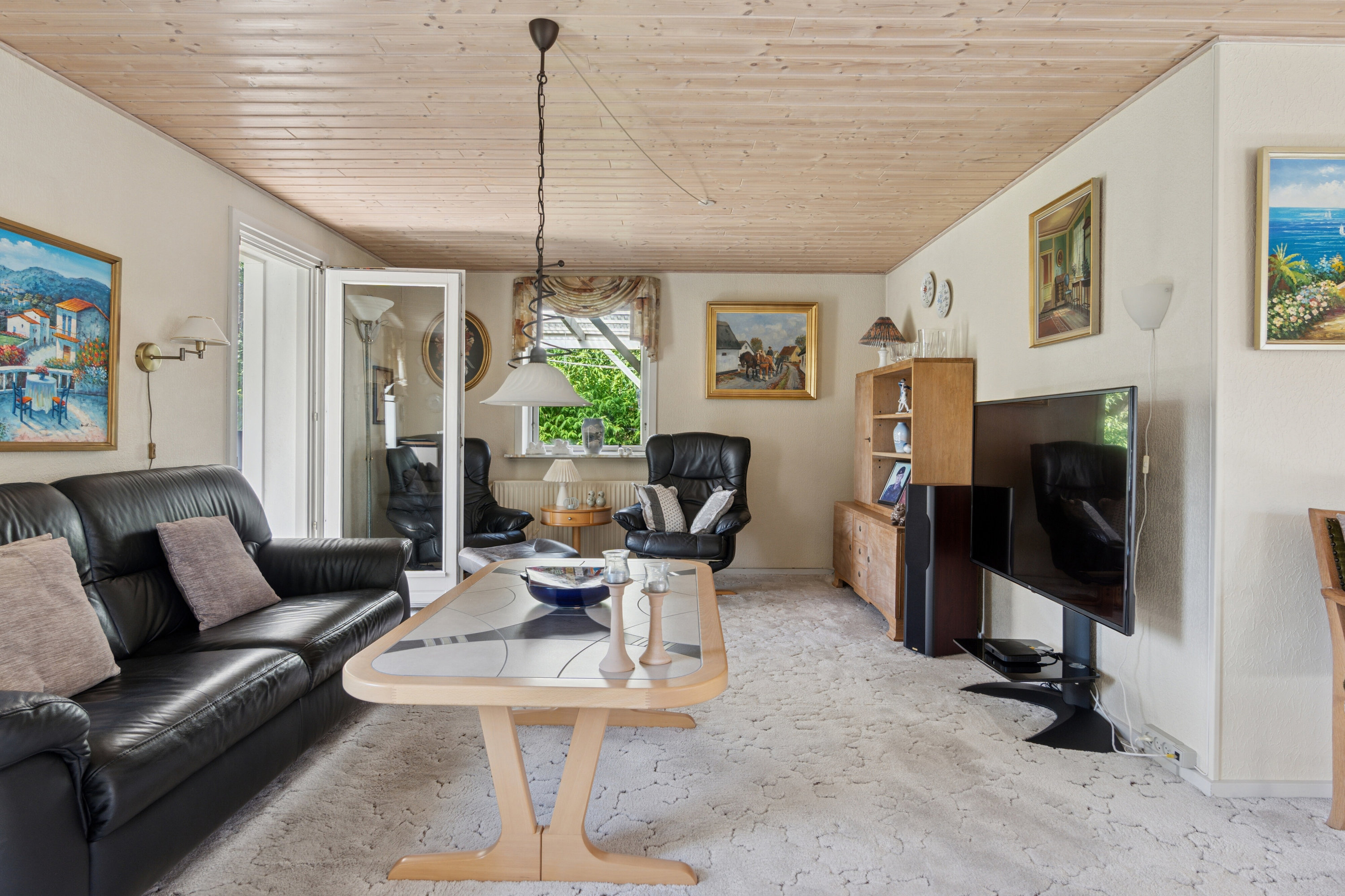 Fremhævet stue billede i fuldskærmstilstand. Billede af Vorringvej 6, Tved, 7700 Thisted