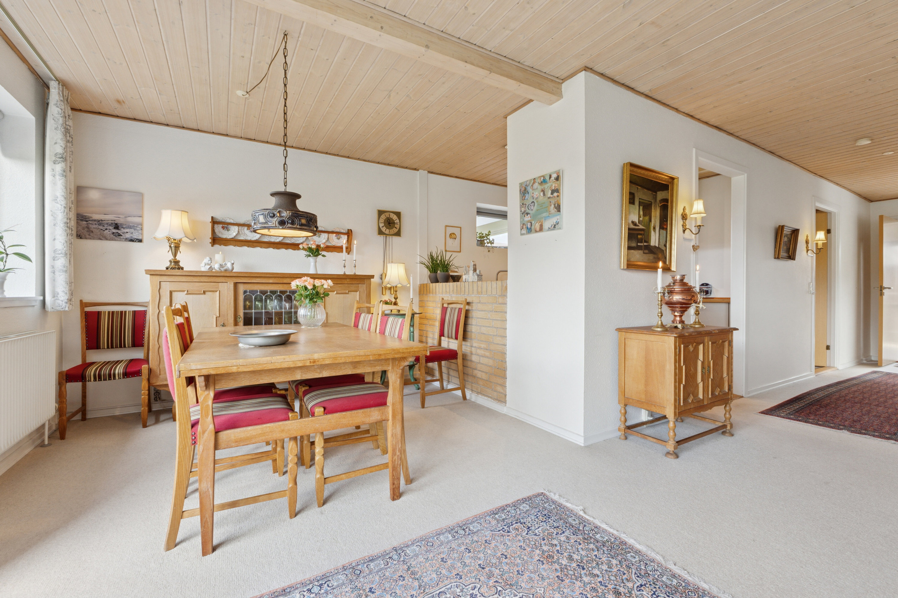 Fremhævet spisestue billede i fuldskærmstilstand. Billede af Rådyrløkken 85, Slukefter, 5210 Odense NV