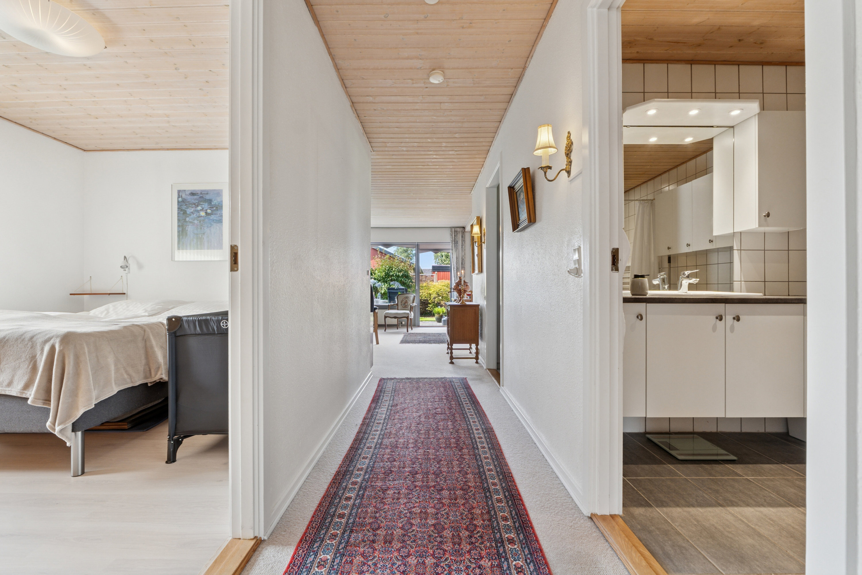 Fremhævet gang billede i fuldskærmstilstand. Billede af Rådyrløkken 85, Slukefter, 5210 Odense NV