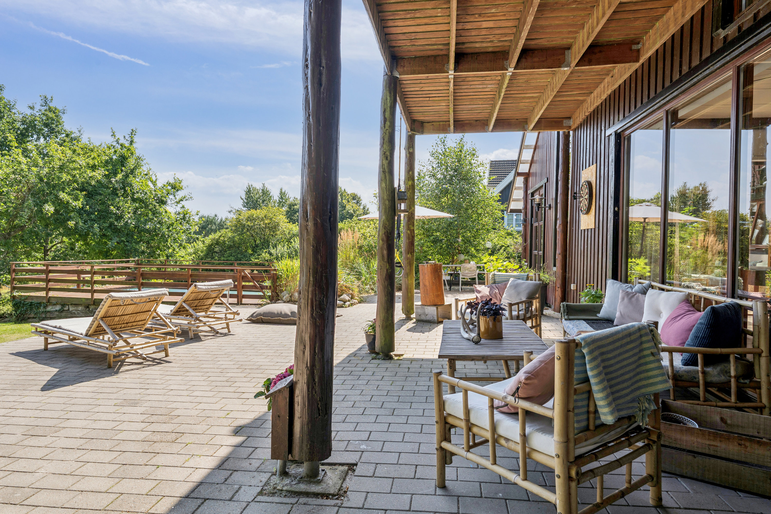 Fremhævet overdækket terrasse billede i fuldskærmstilstand. Billede af Munklindevej 62, 7441 Bording